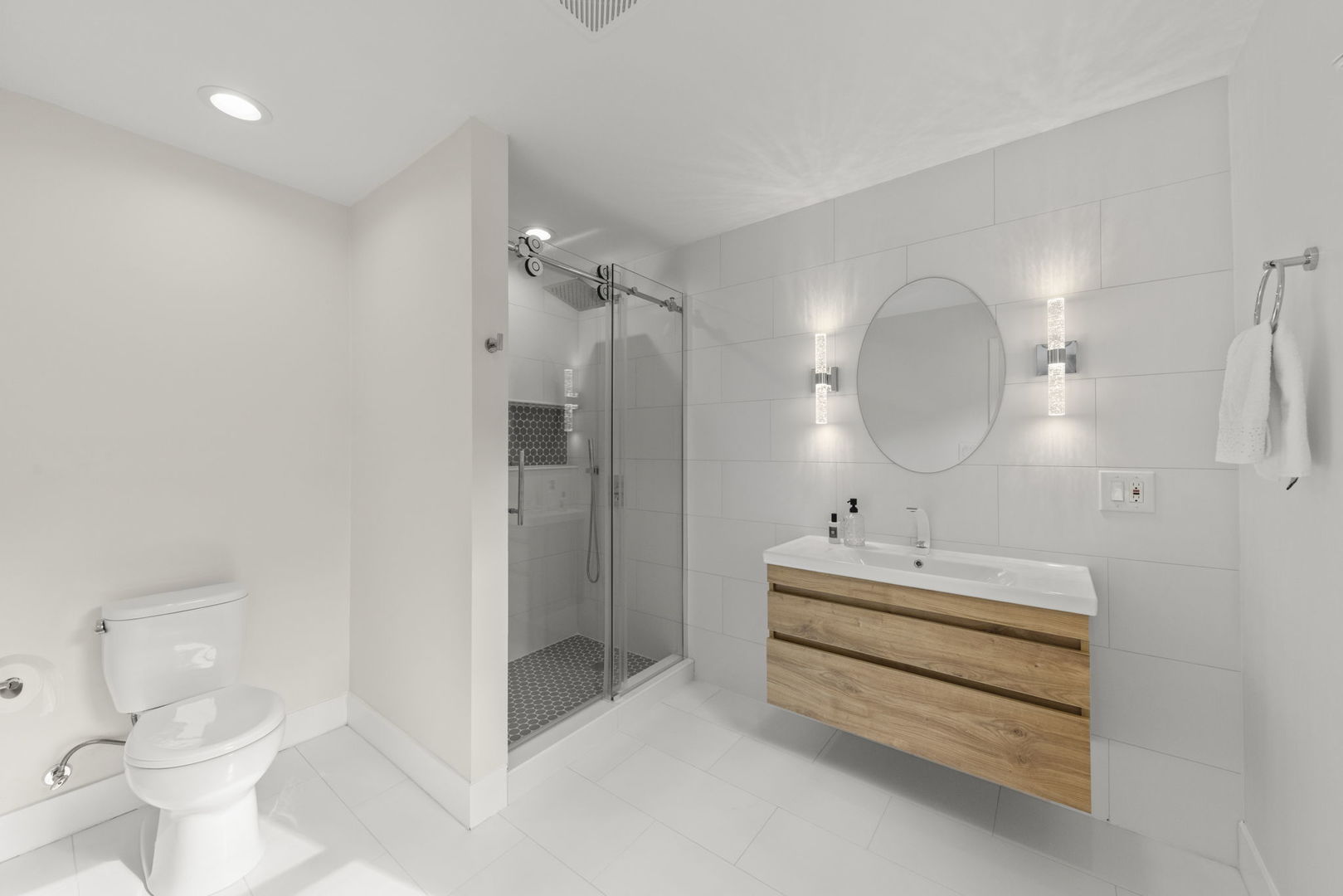 8S452 Bell Drive, Naperville, IL 60565