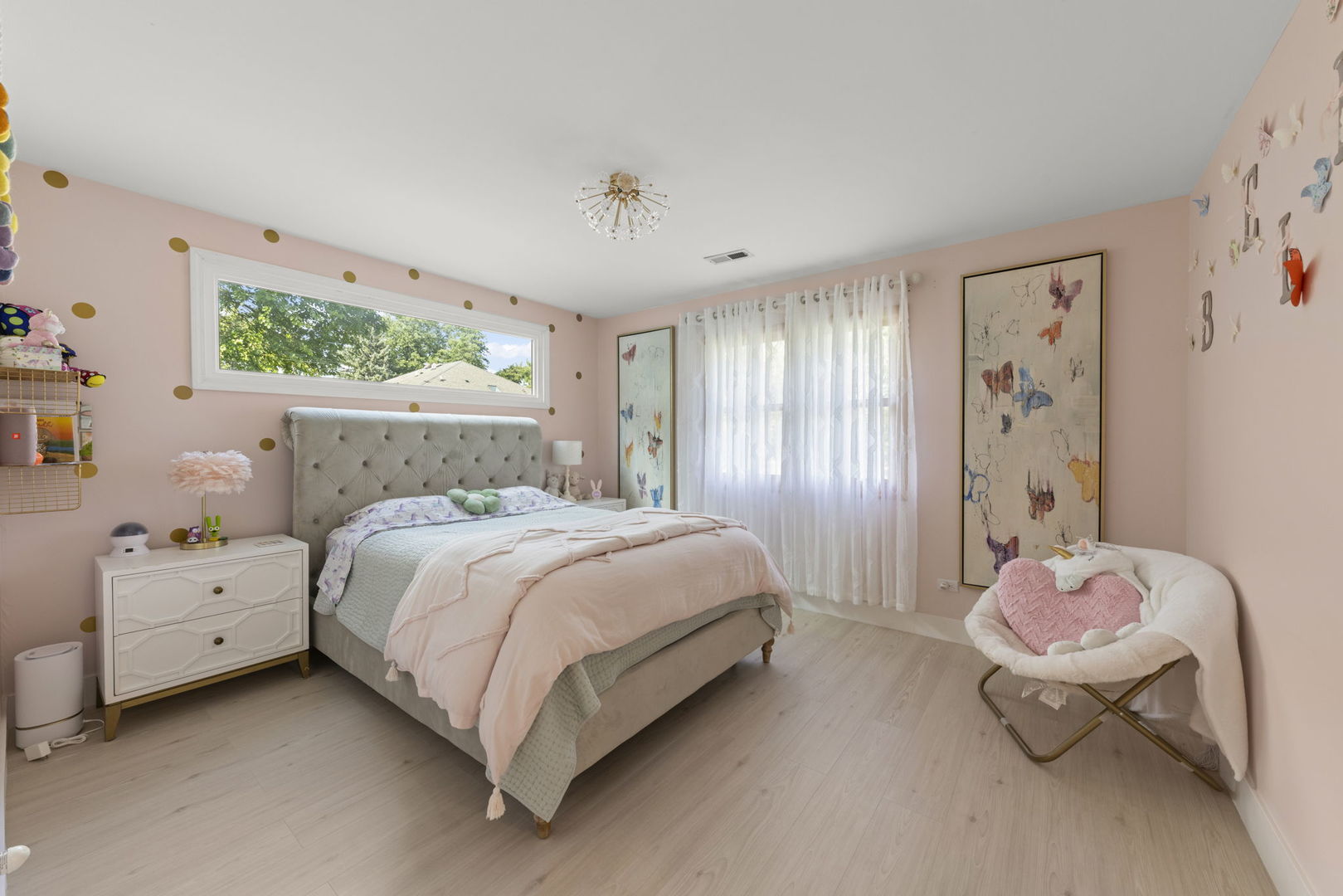 8S452 Bell Drive, Naperville, IL 60565