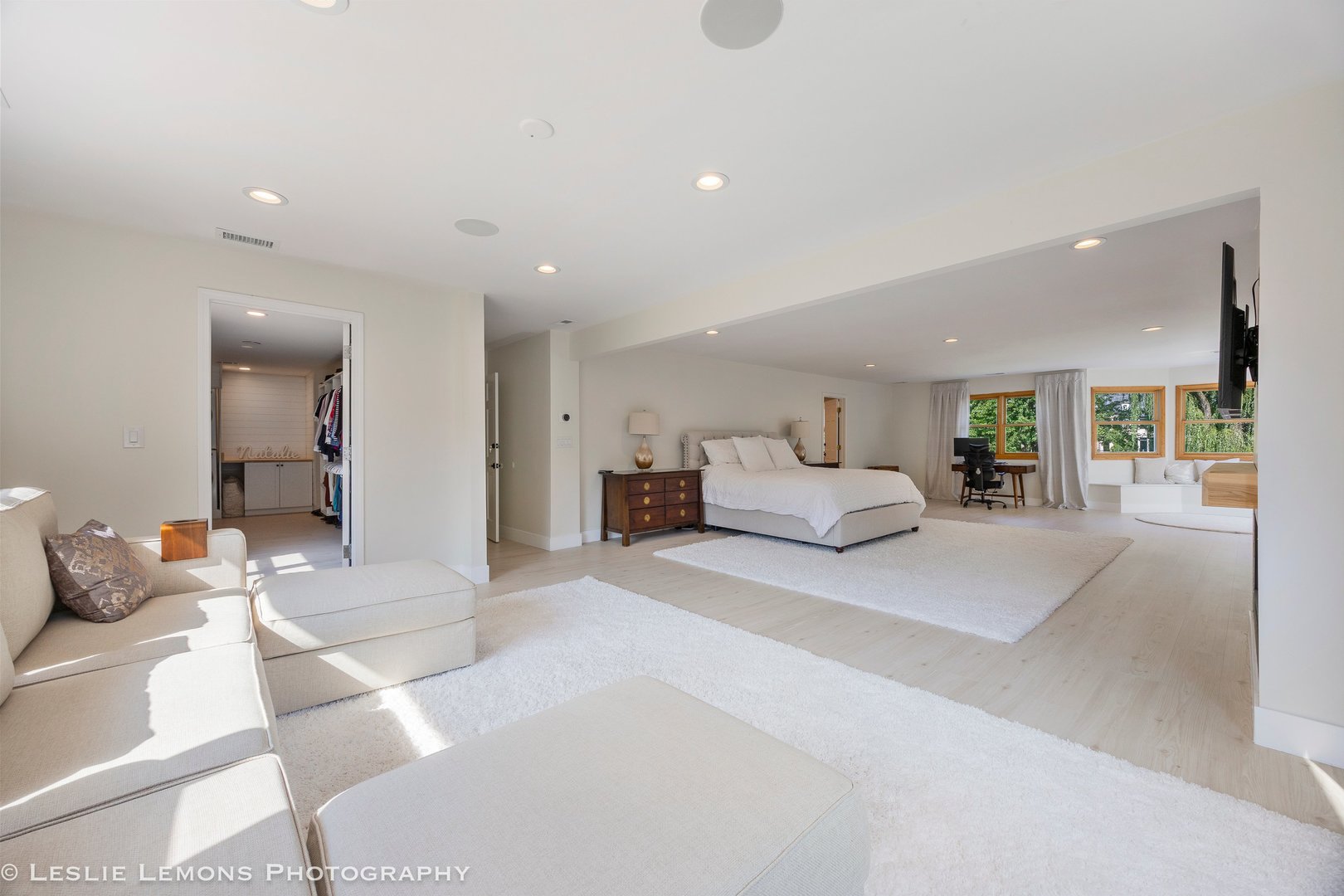 8S452 Bell Drive, Naperville, IL 60565