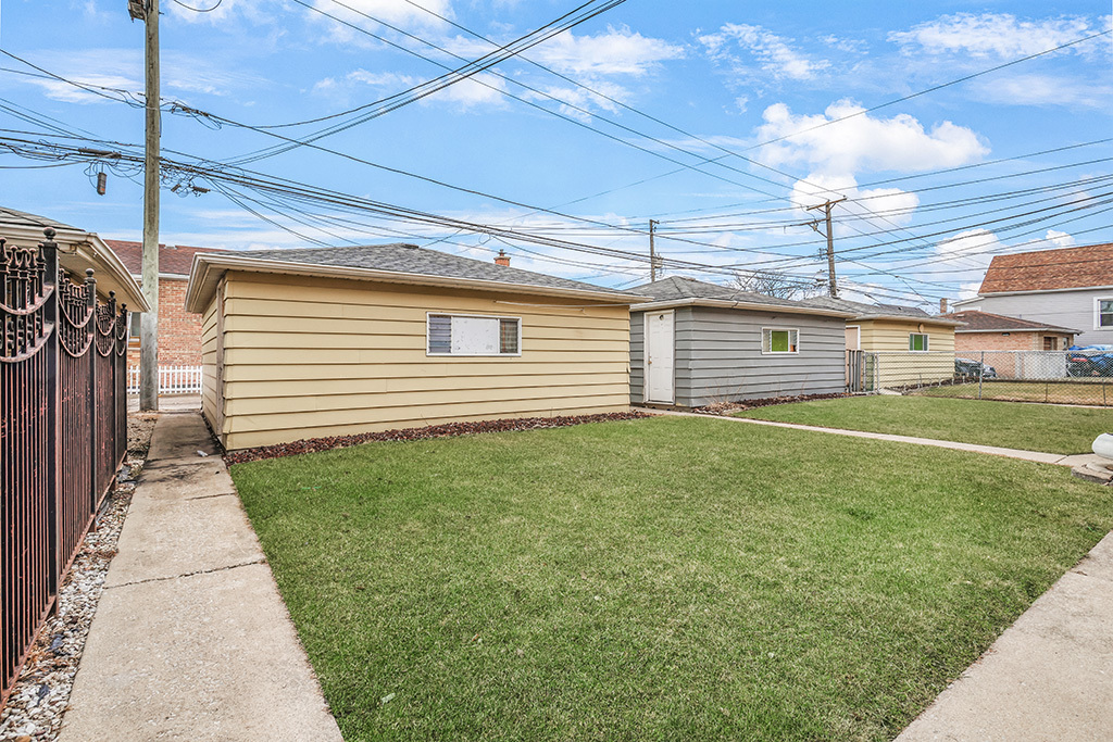 4437 W 55th Street, Chicago, IL 60632