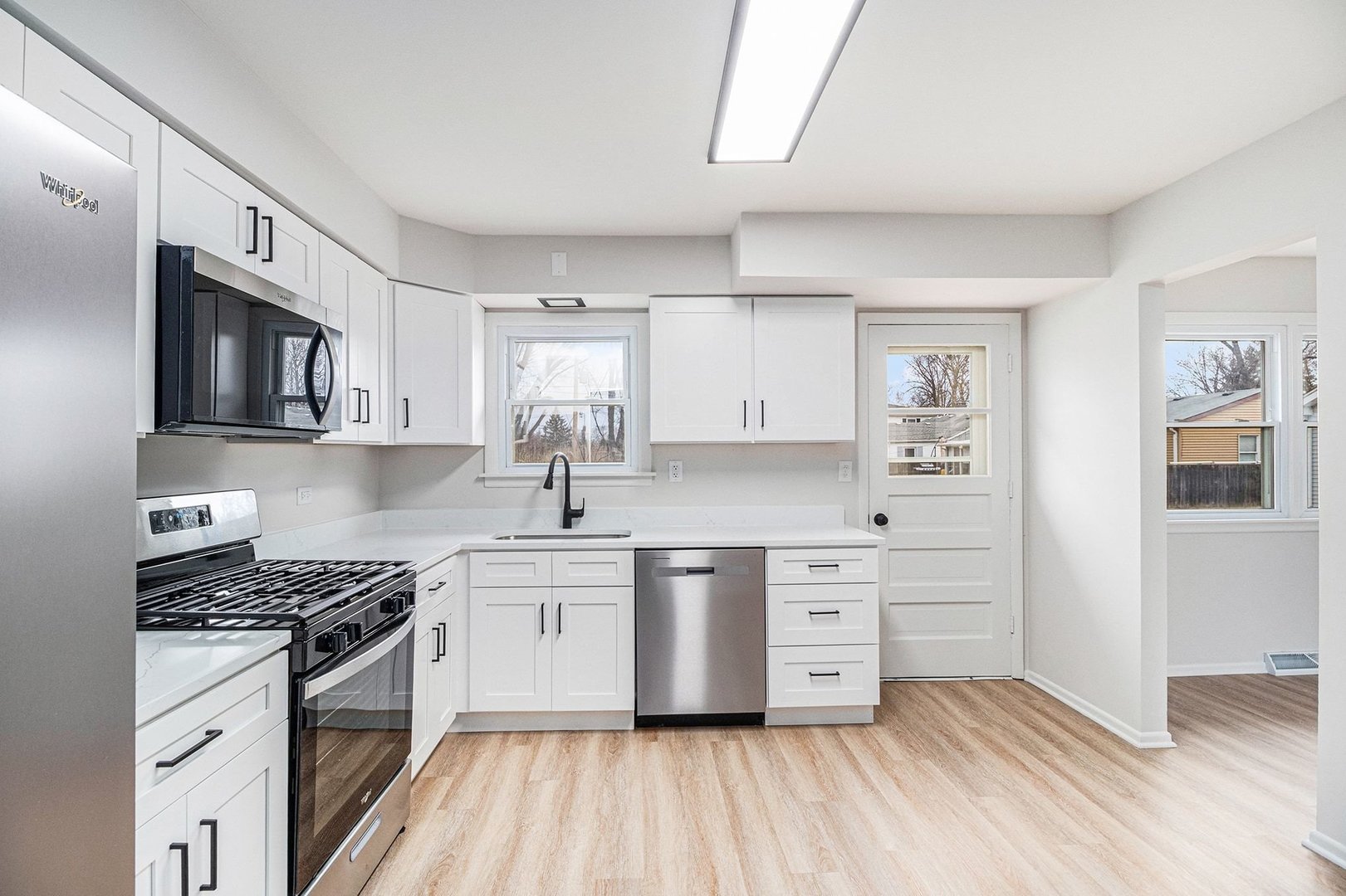 334 Stillwell Drive, Buffalo Grove, IL 60089