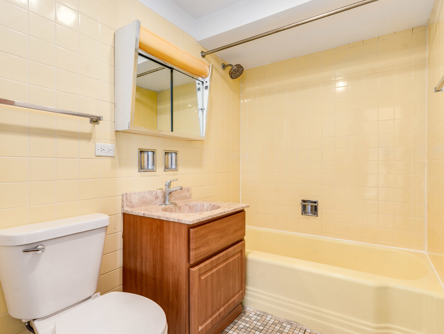 2622 Central Drive #2N, Flossmoor, IL 60422