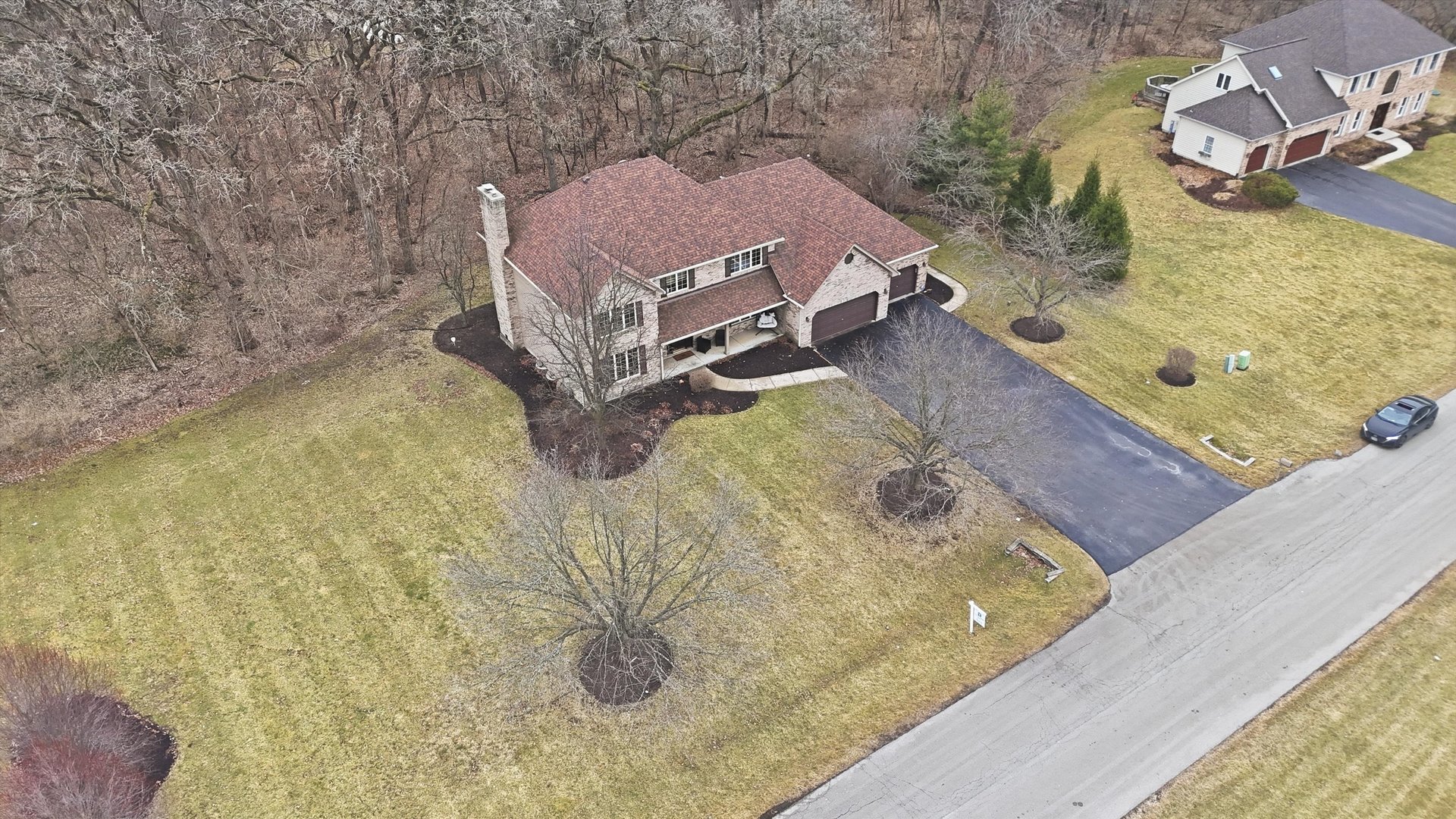 55 OAK CREEK Drive, Yorkville, IL 60560