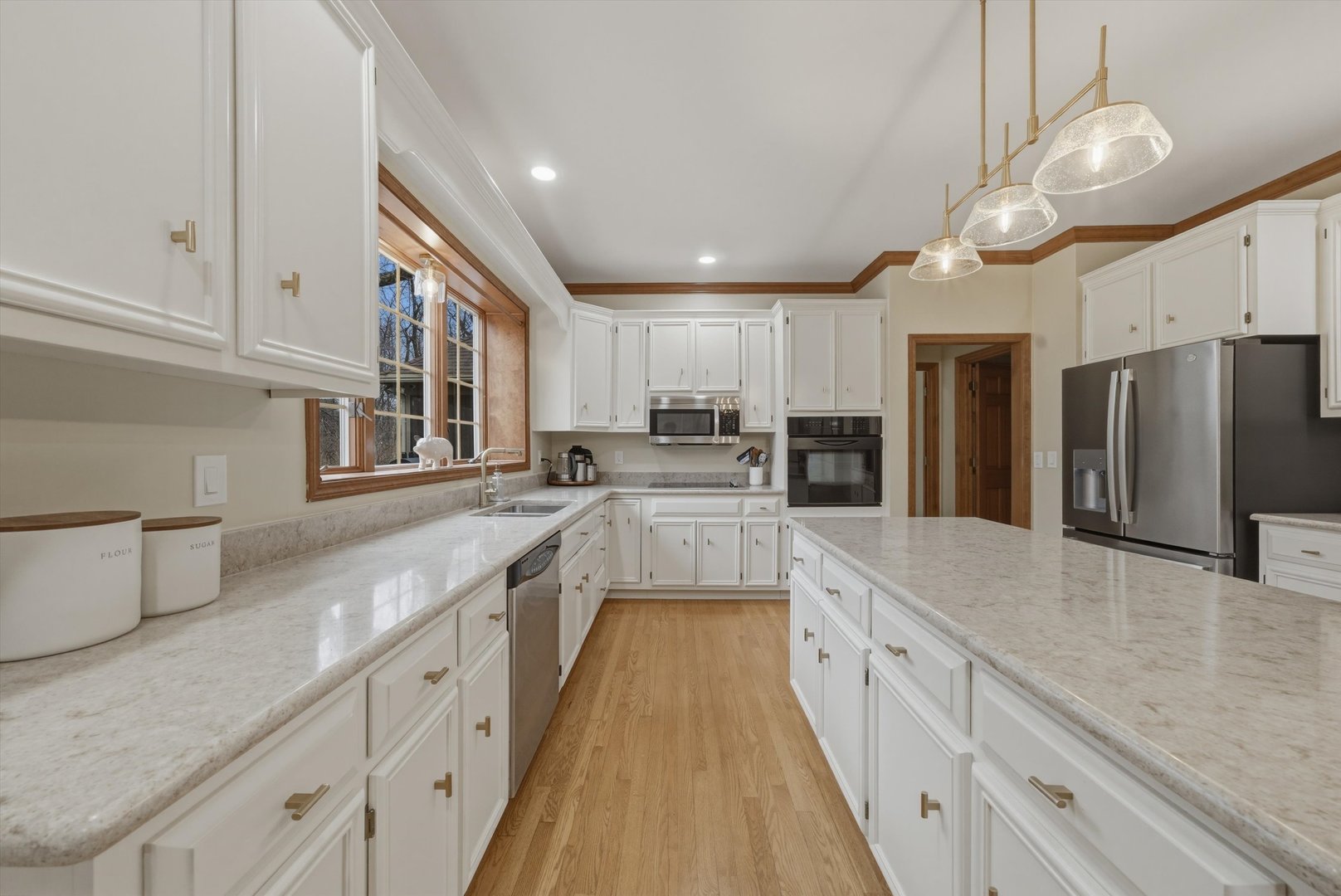 55 OAK CREEK Drive, Yorkville, IL 60560