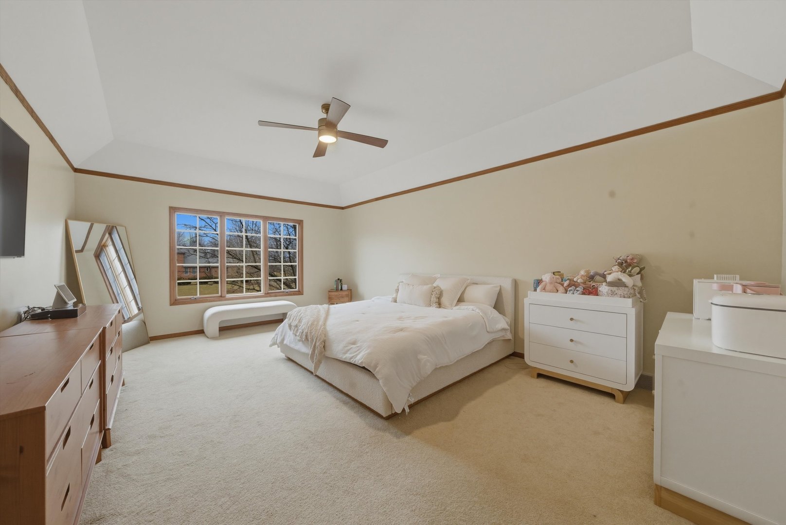 55 OAK CREEK Drive, Yorkville, IL 60560