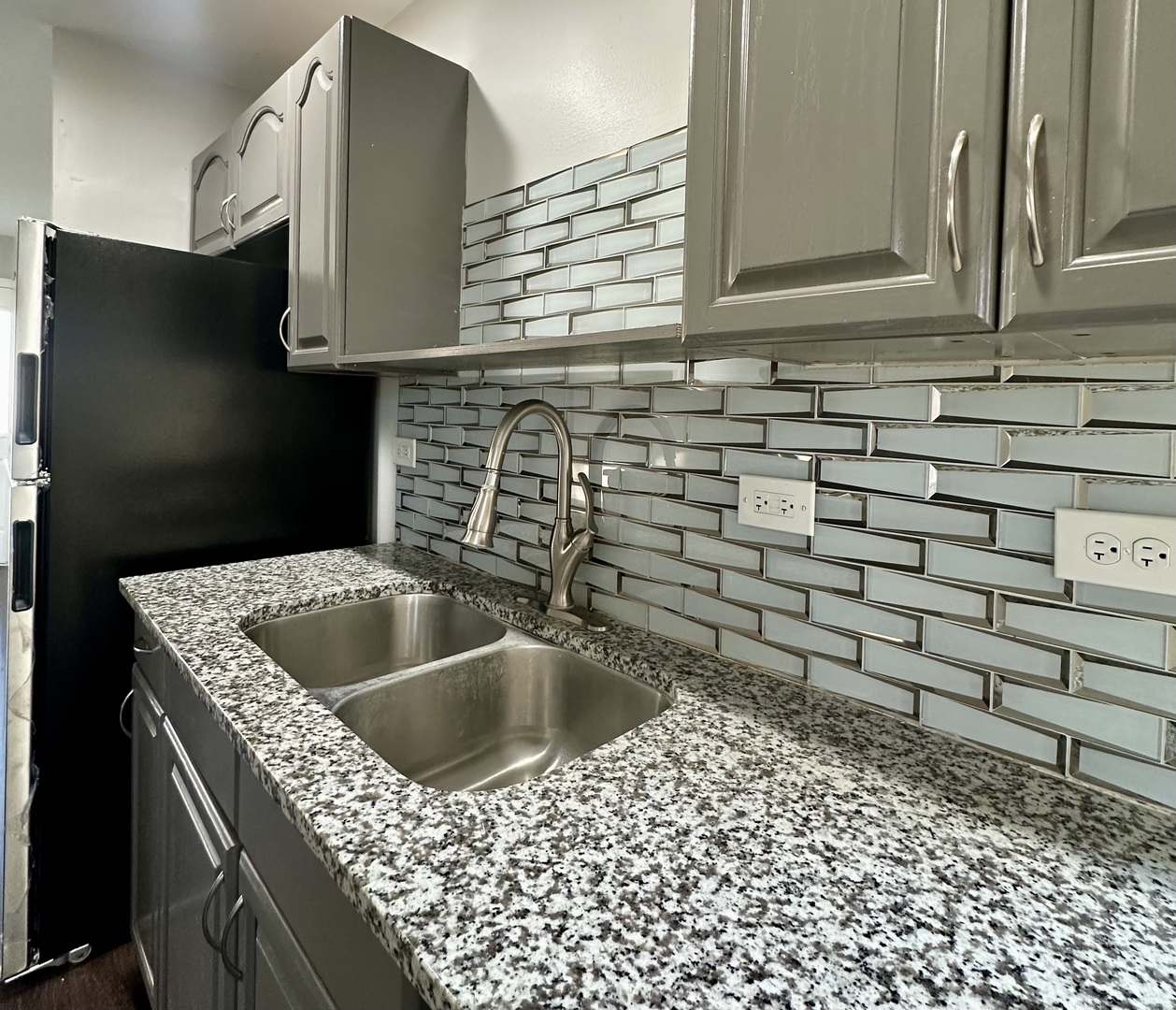 344 Hickory Avenue, Romeoville, IL 60446