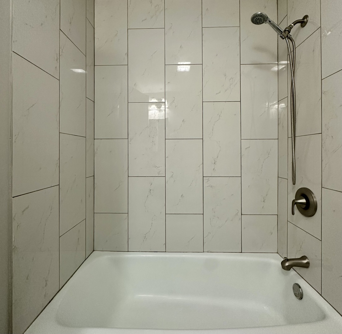 344 Hickory Avenue, Romeoville, IL 60446