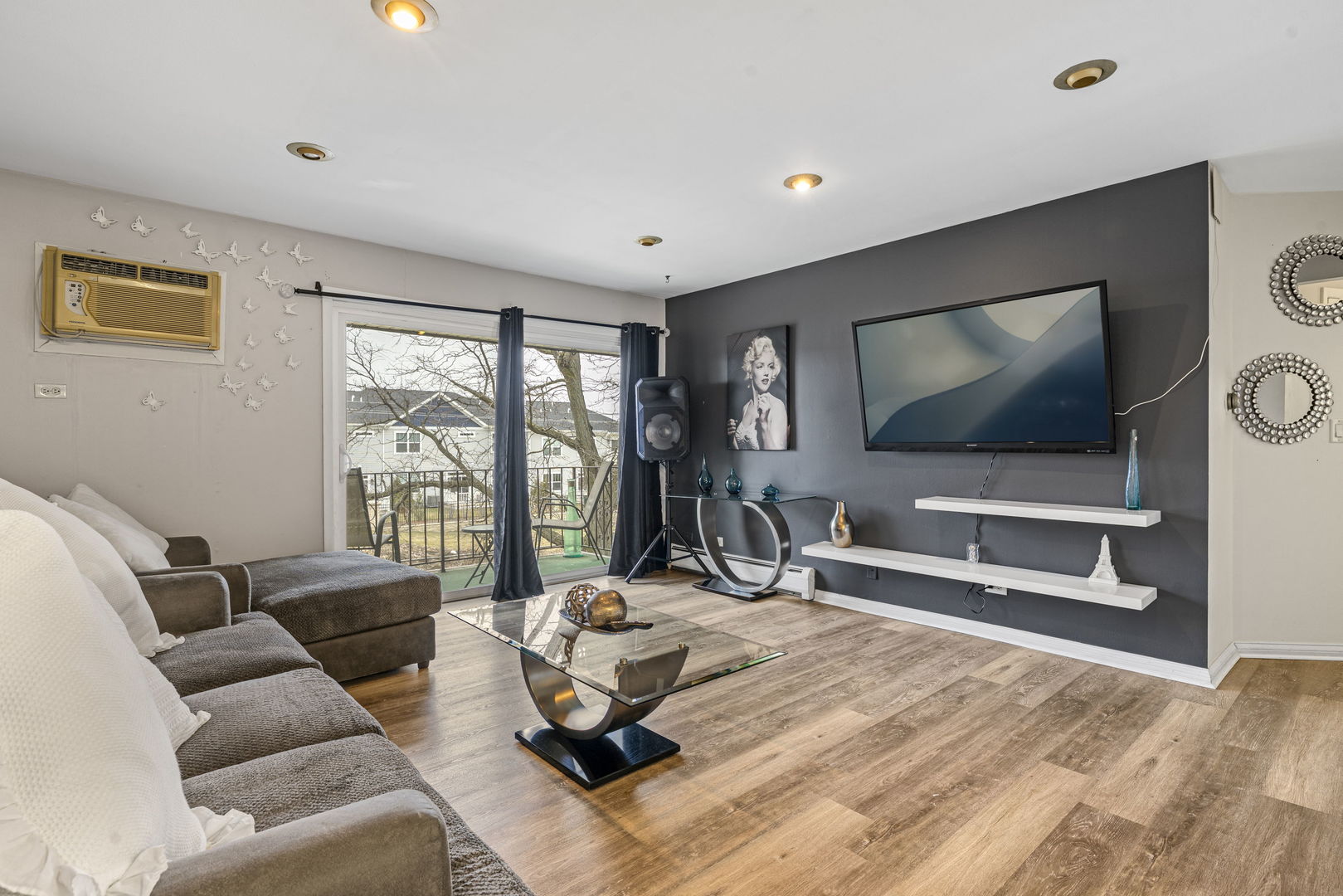 245 N Mill Road #9C, Addison, IL 60101