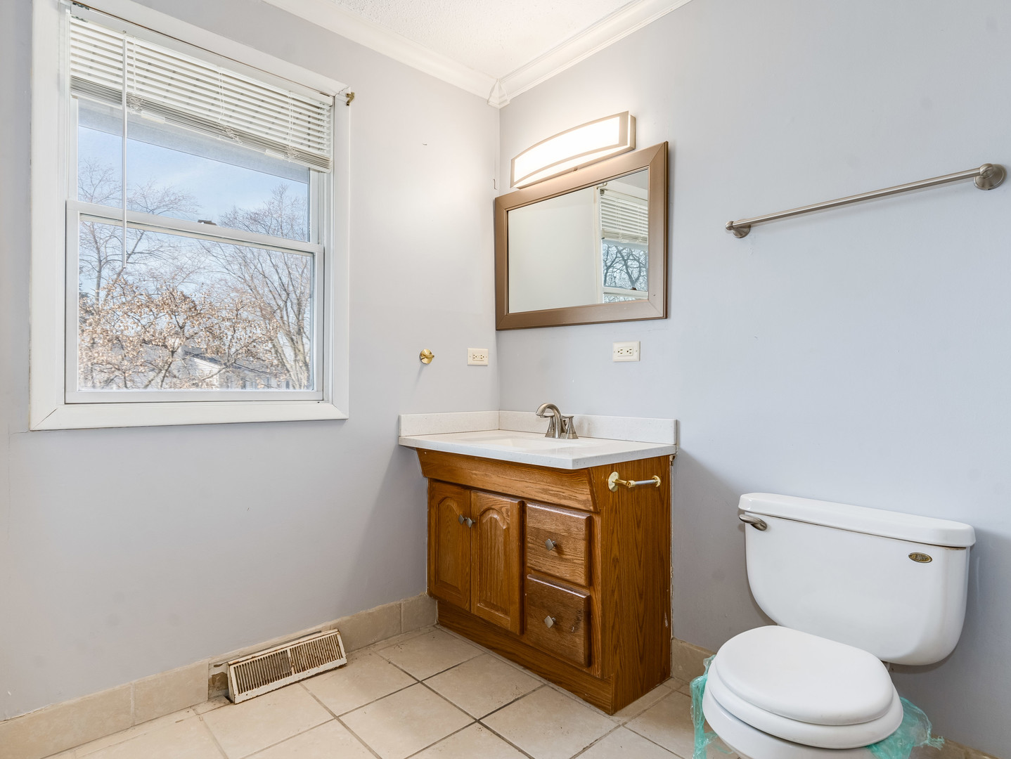 555 Monroe Road, Bolingbrook, IL 60440