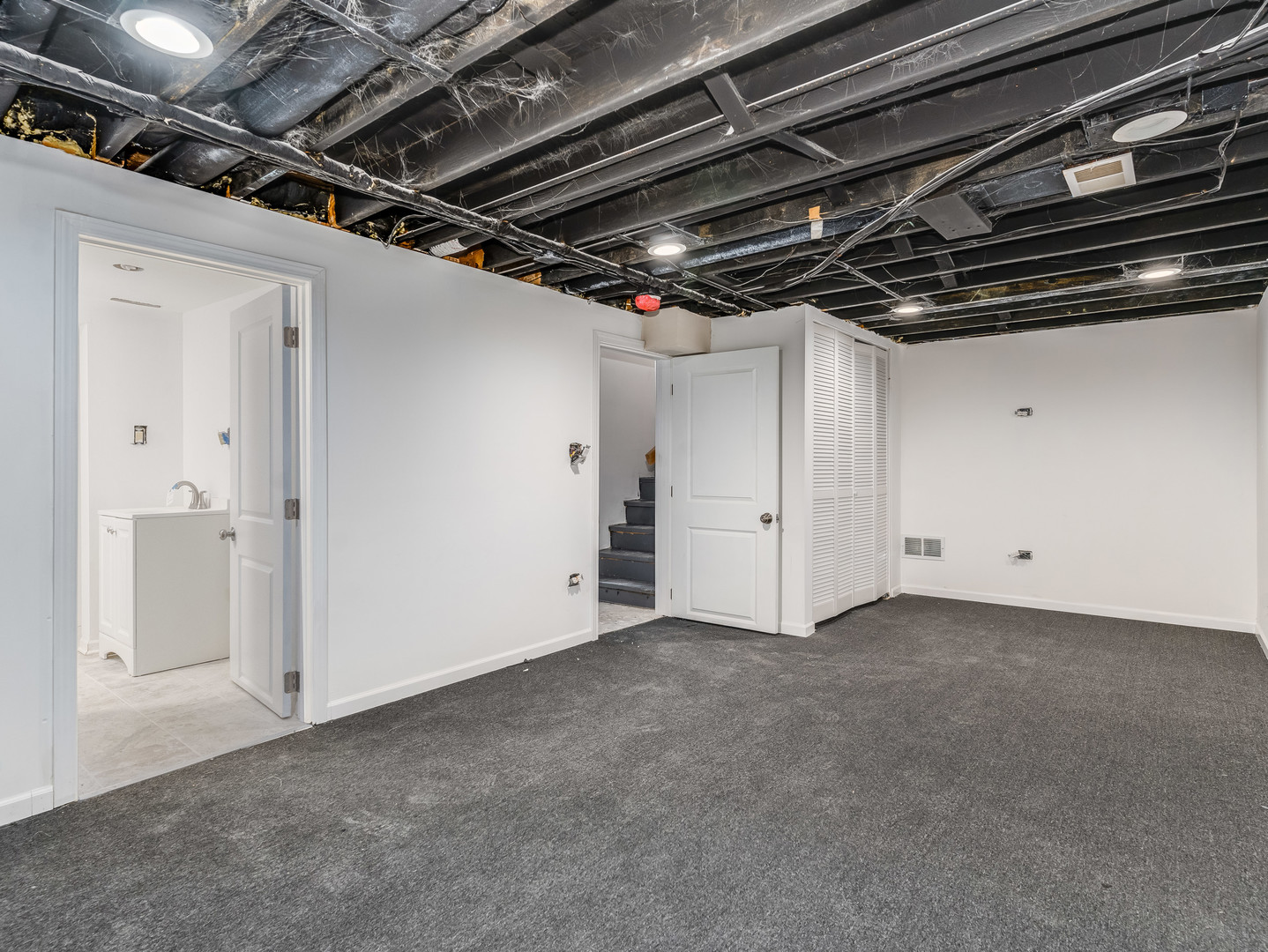 555 Monroe Road, Bolingbrook, IL 60440