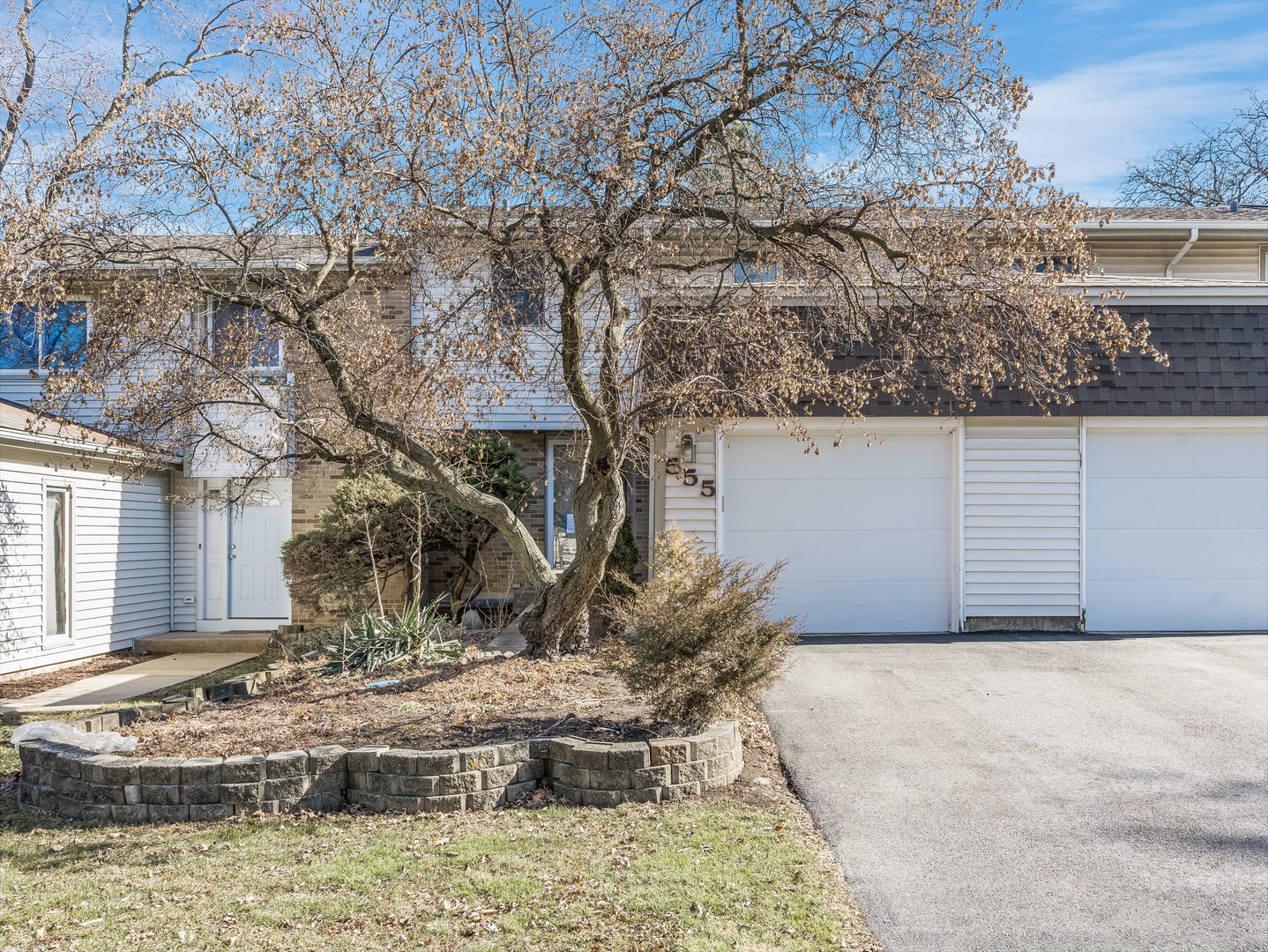 555 Monroe Road, Bolingbrook, IL 60440