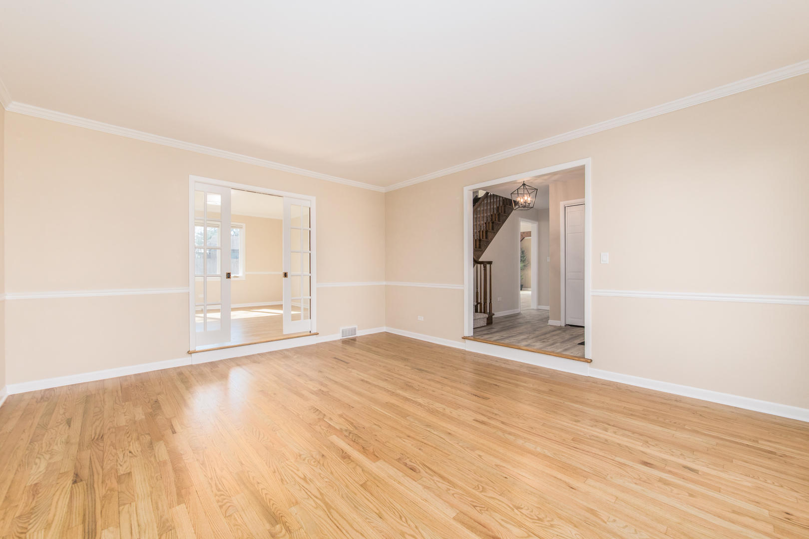 1019 Sable, Addison, IL 60101