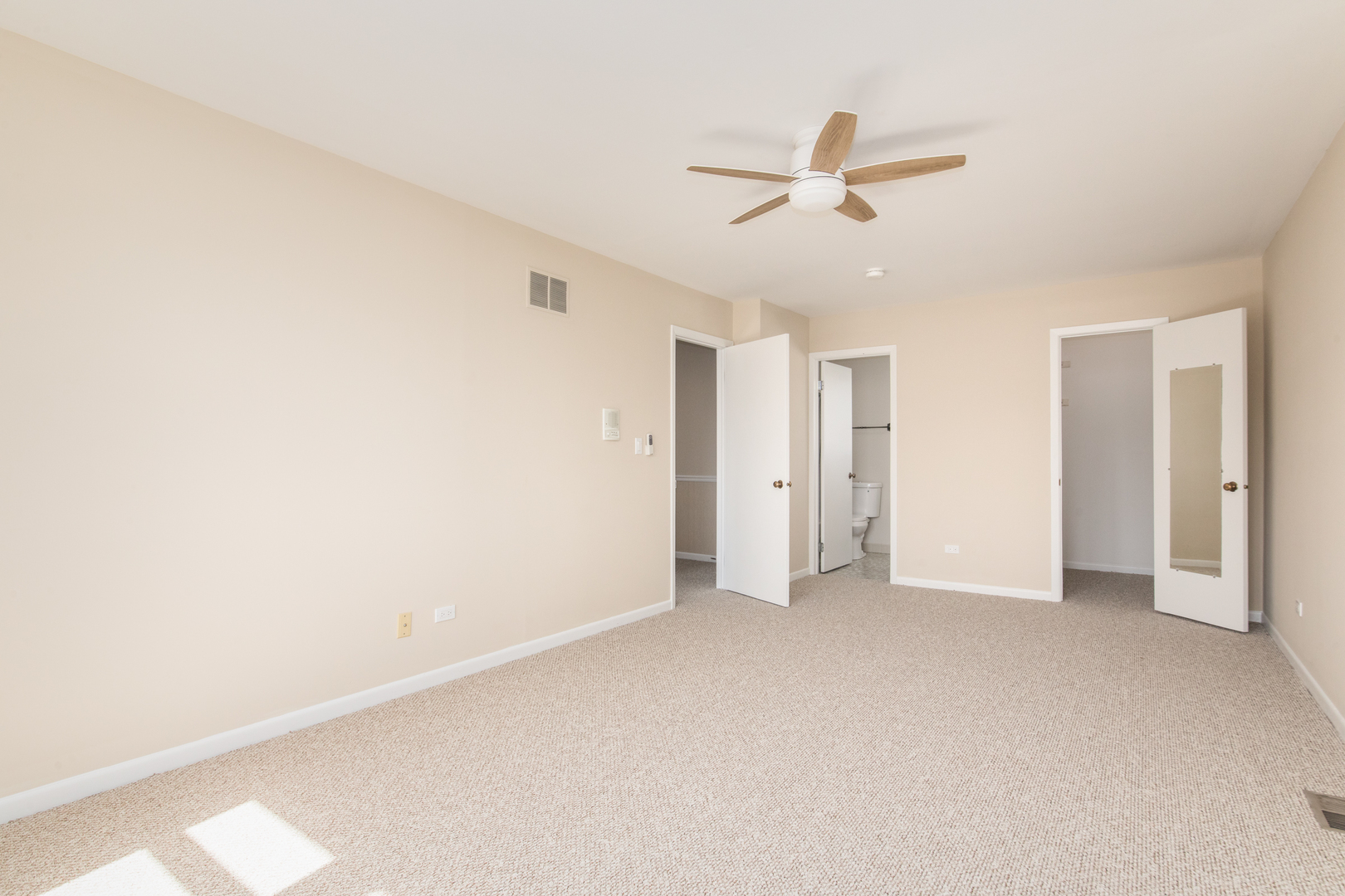 1019 Sable, Addison, IL 60101