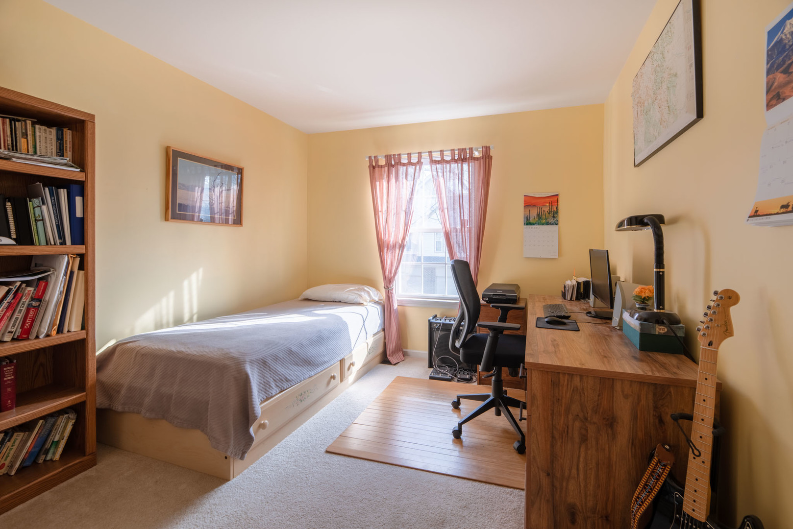 113 Meredith Lane #10-3, Streamwood, IL 60107