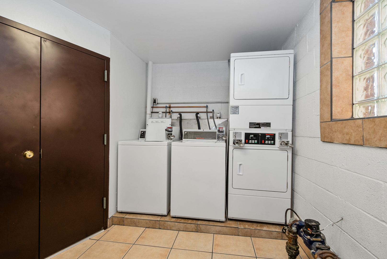 10625 Parkside Avenue #8, Chicago Ridge, IL 60415