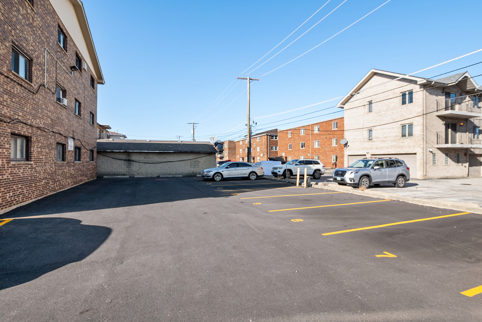 10625 Parkside Avenue #8, Chicago Ridge, IL 60415