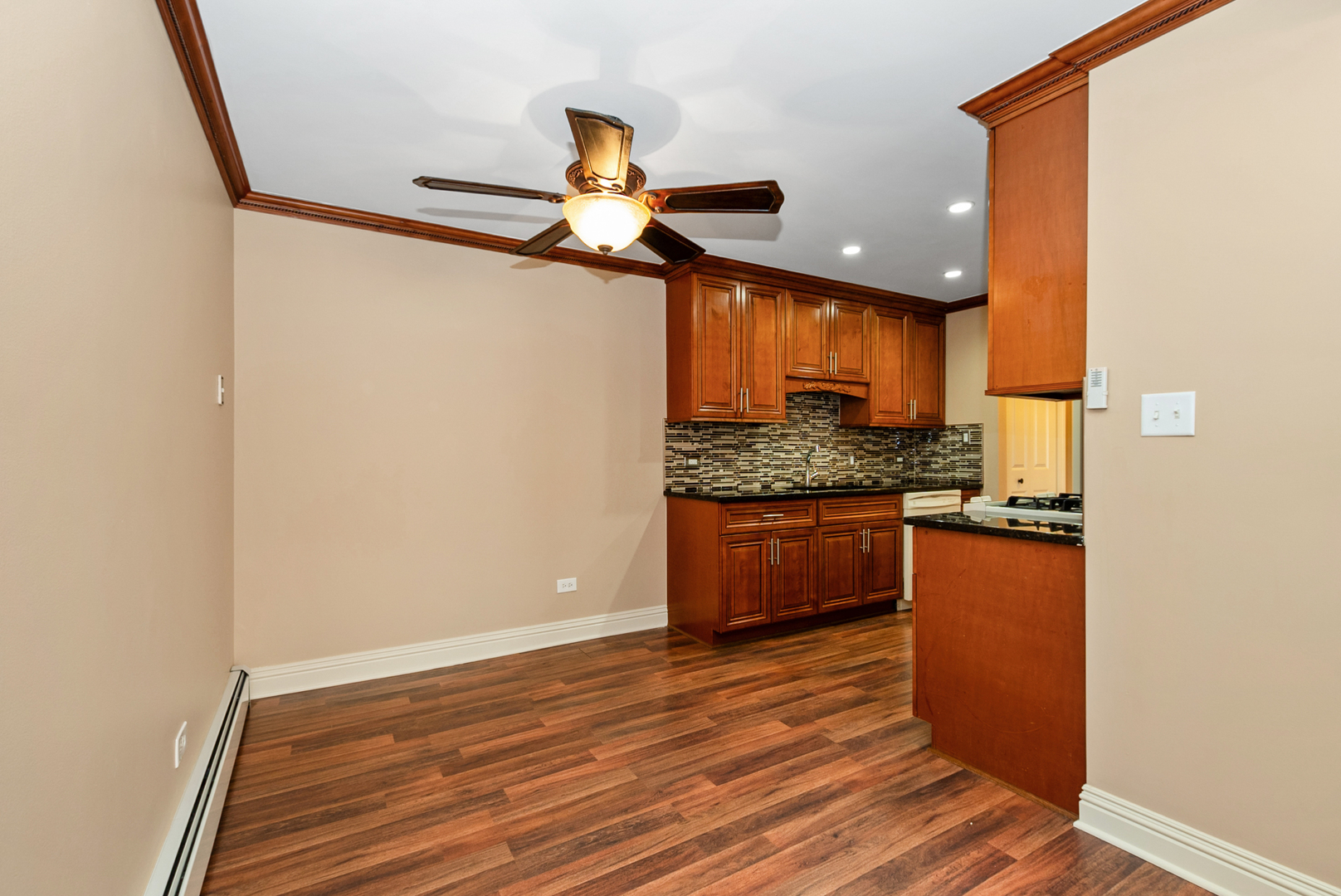 10625 Parkside Avenue #8, Chicago Ridge, IL 60415