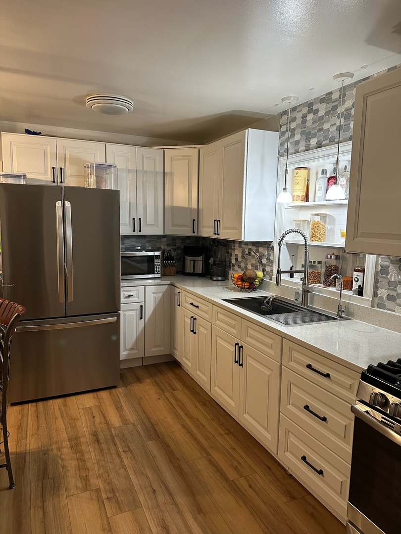 38W311 Il Route 64 Highway, St. Charles, IL 60175