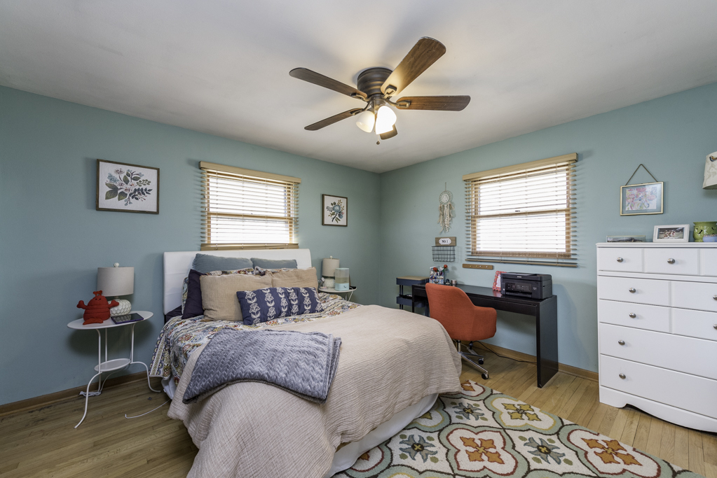 1430 Park Avenue, Winthrop Harbor, IL 60096