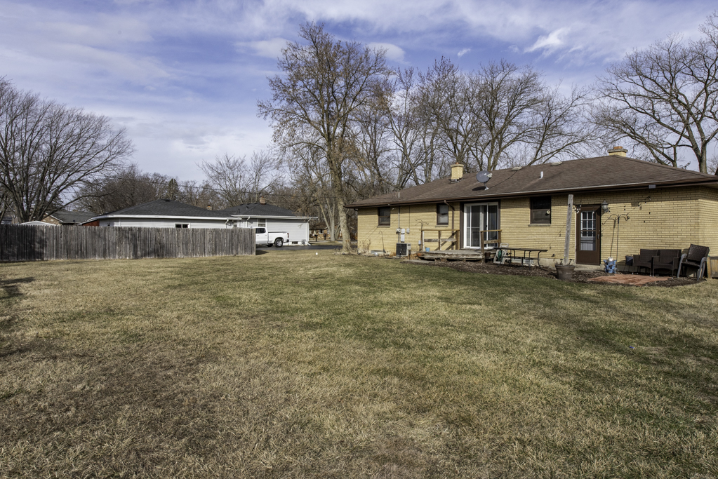 1430 Park Avenue, Winthrop Harbor, IL 60096