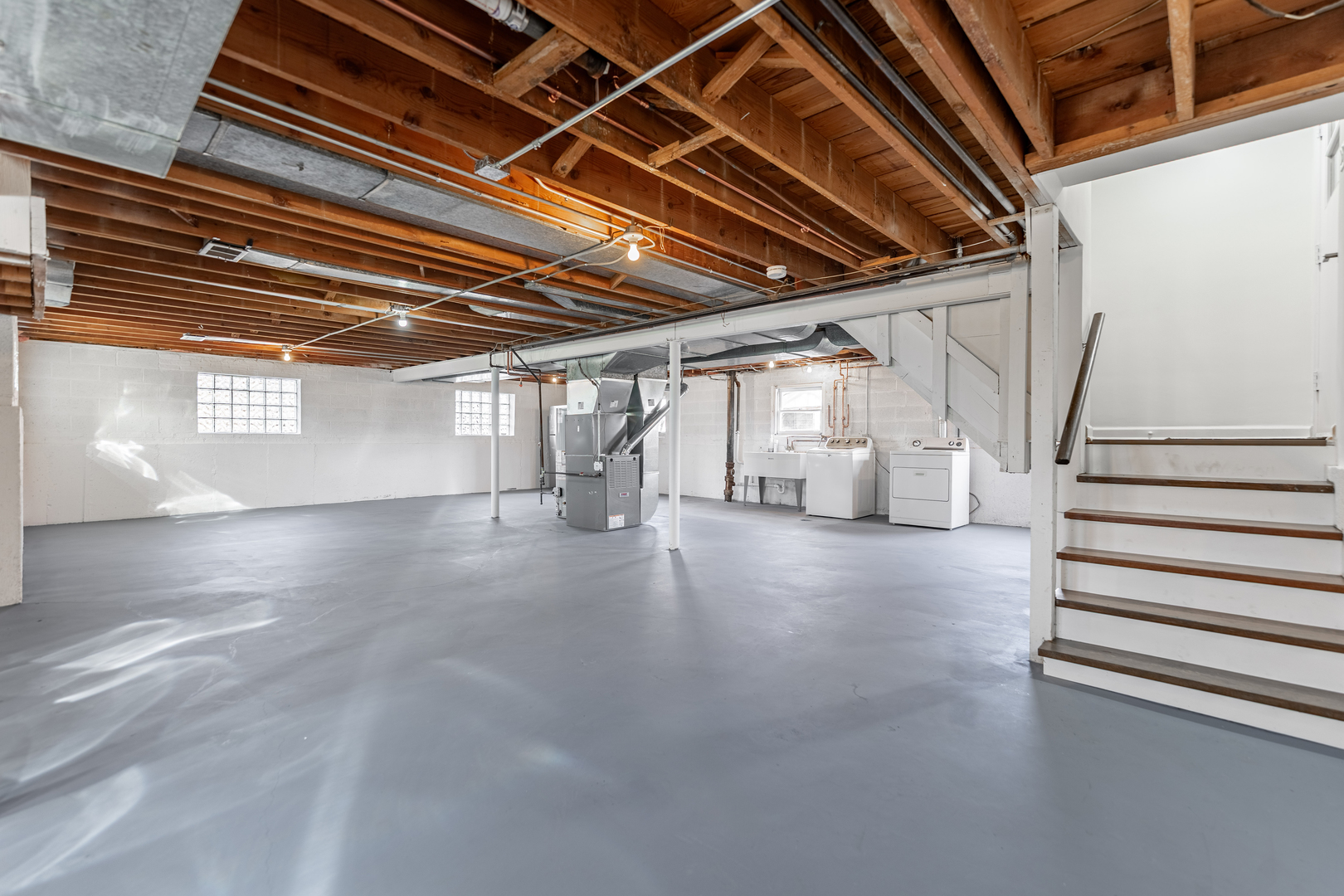 4313 Elm Avenue, Lyons, IL 60534