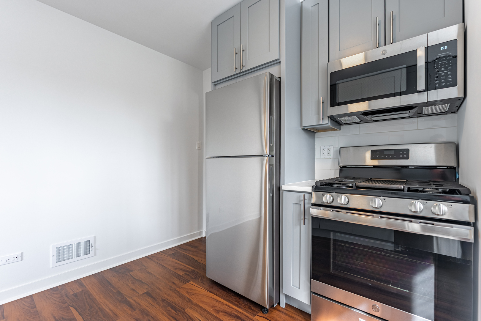 4313 Elm Avenue, Lyons, IL 60534