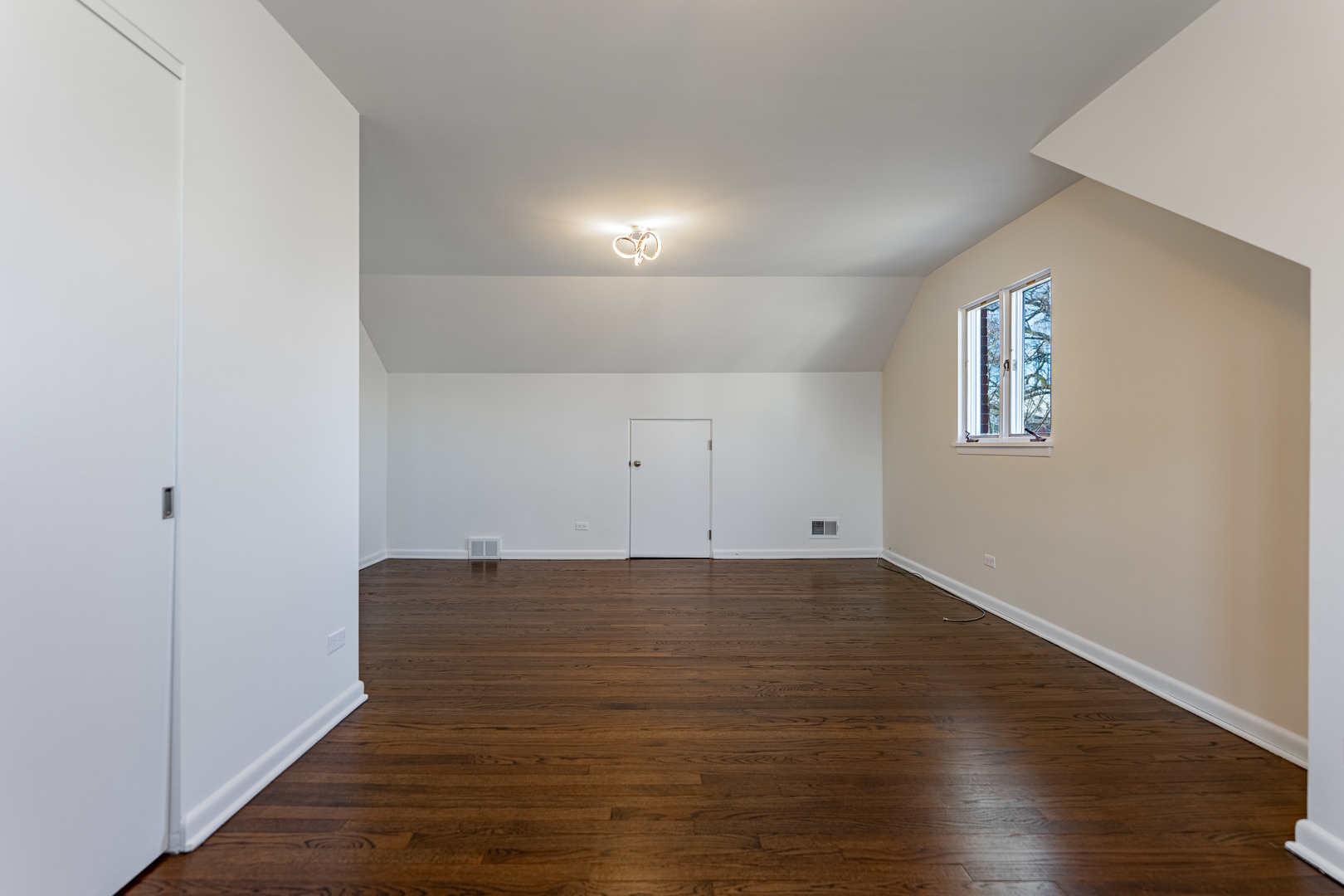 4313 Elm Avenue, Lyons, IL 60534