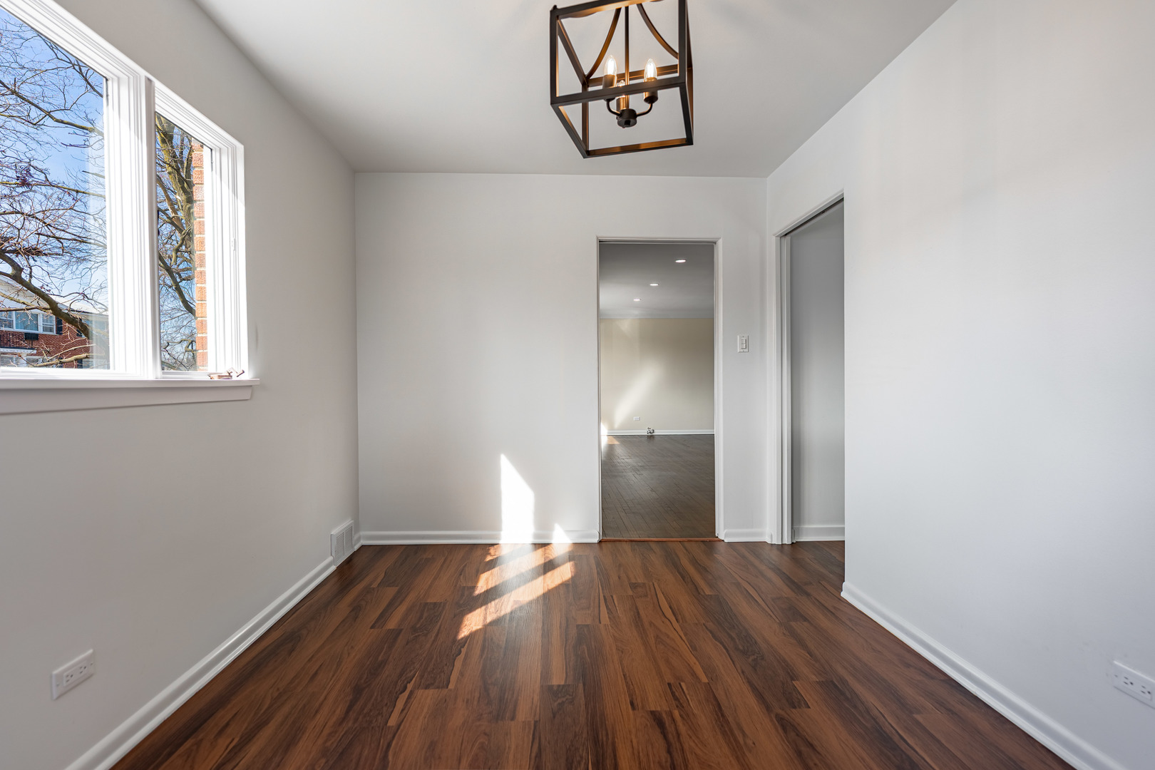 4313 Elm Avenue, Lyons, IL 60534