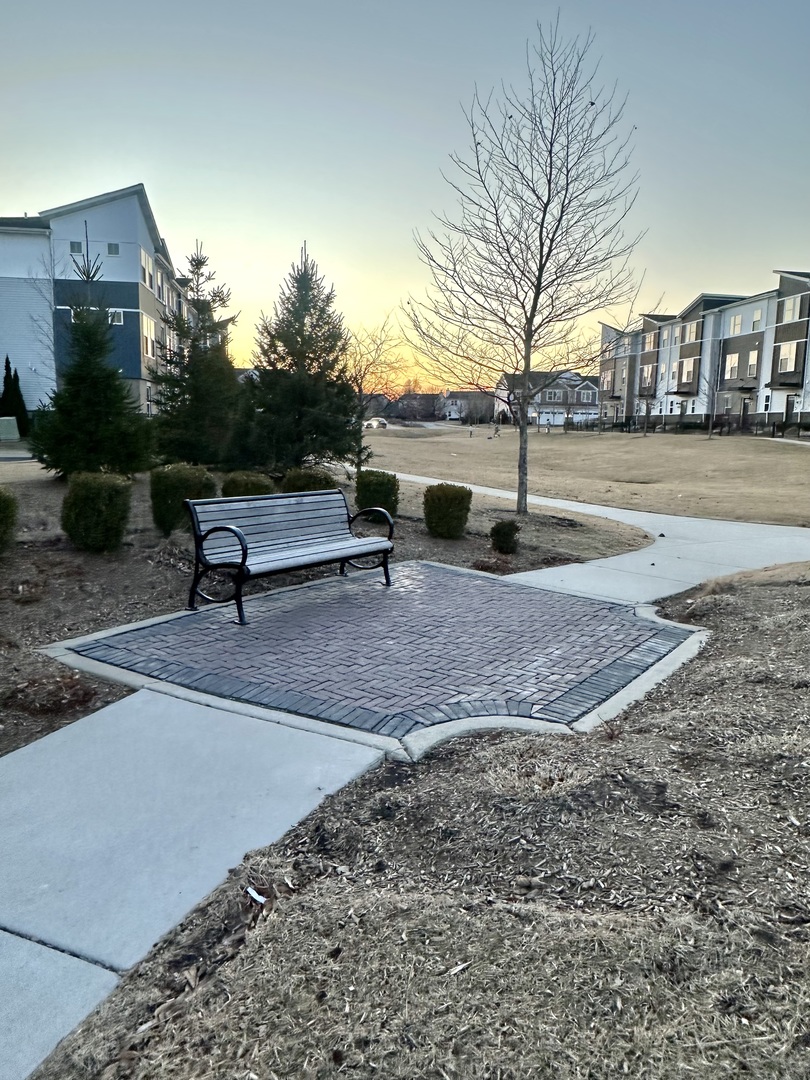 4158 Irving Road, Aurora, IL 60504