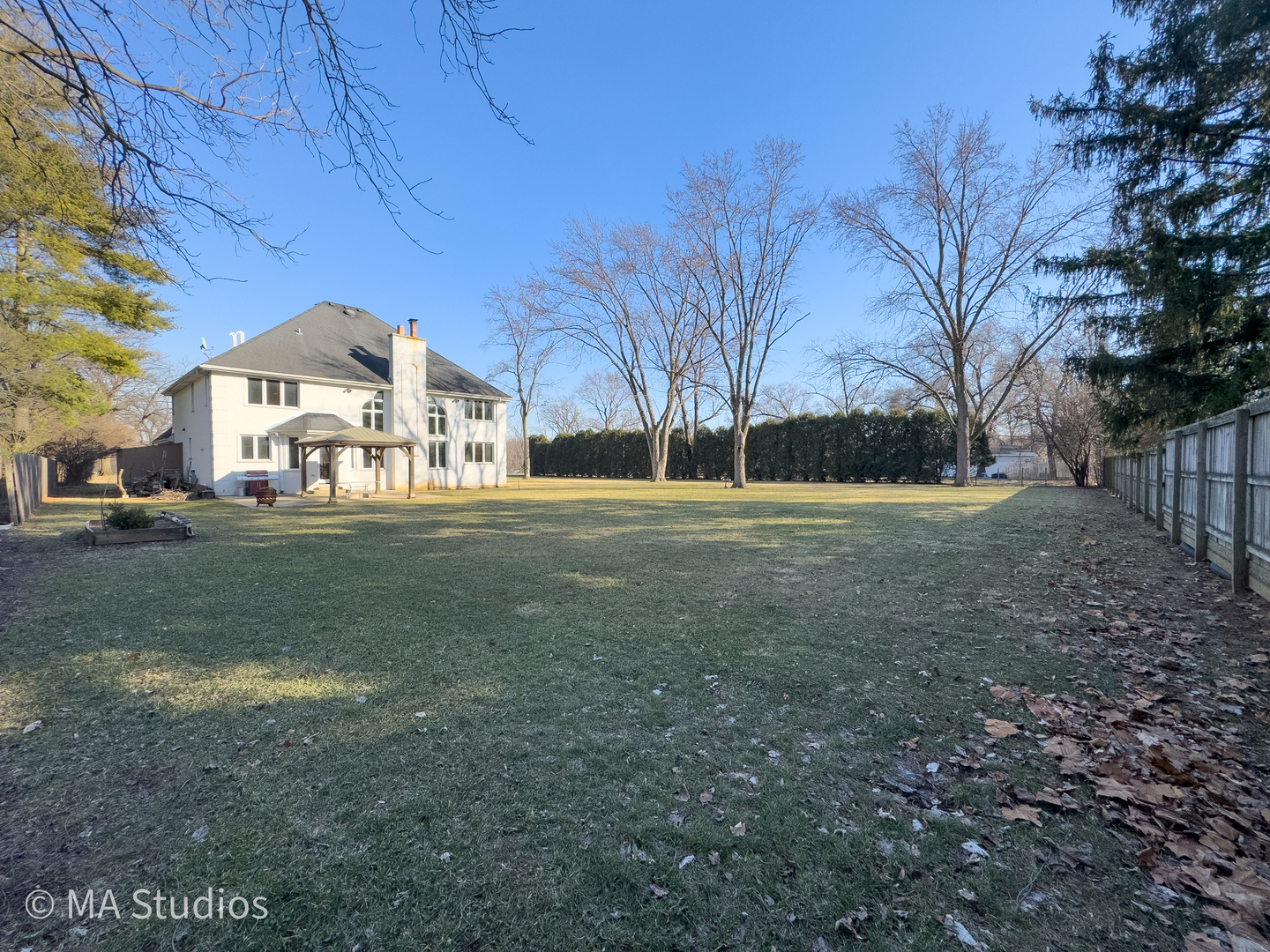 9030 Elm Avenue, Burr Ridge, IL 60527