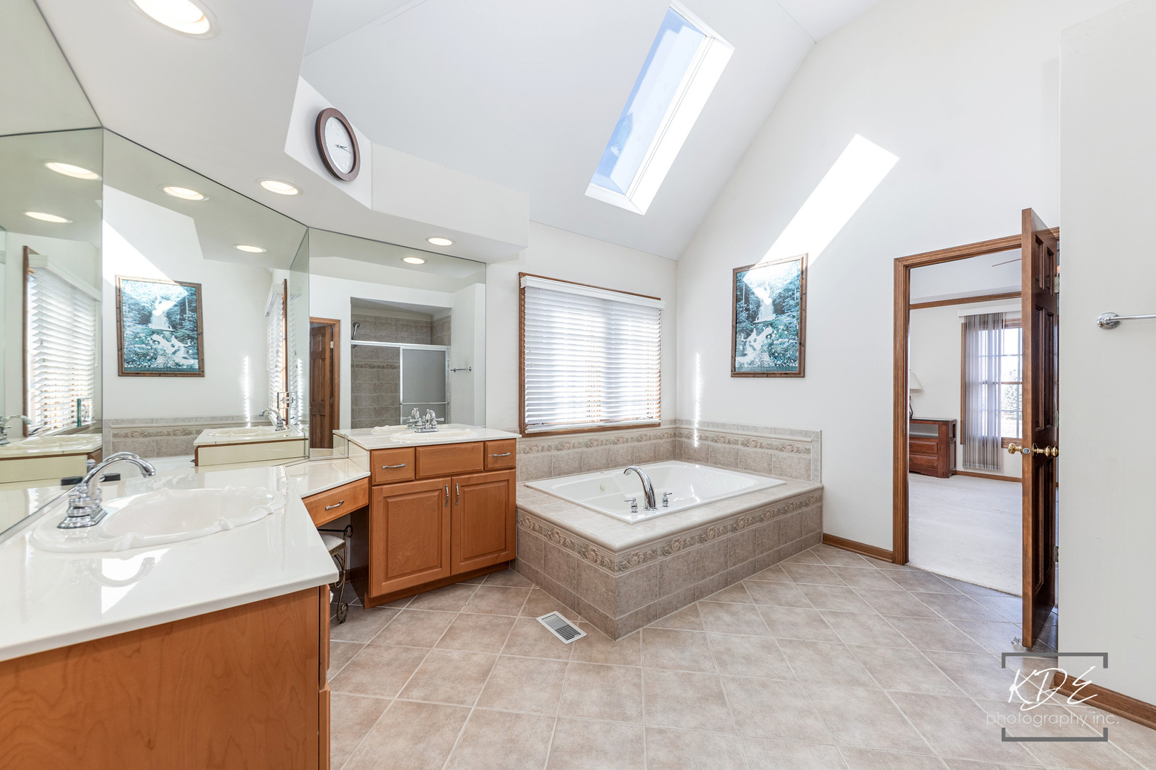 3307 Danlaur Court, Naperville, IL 60564