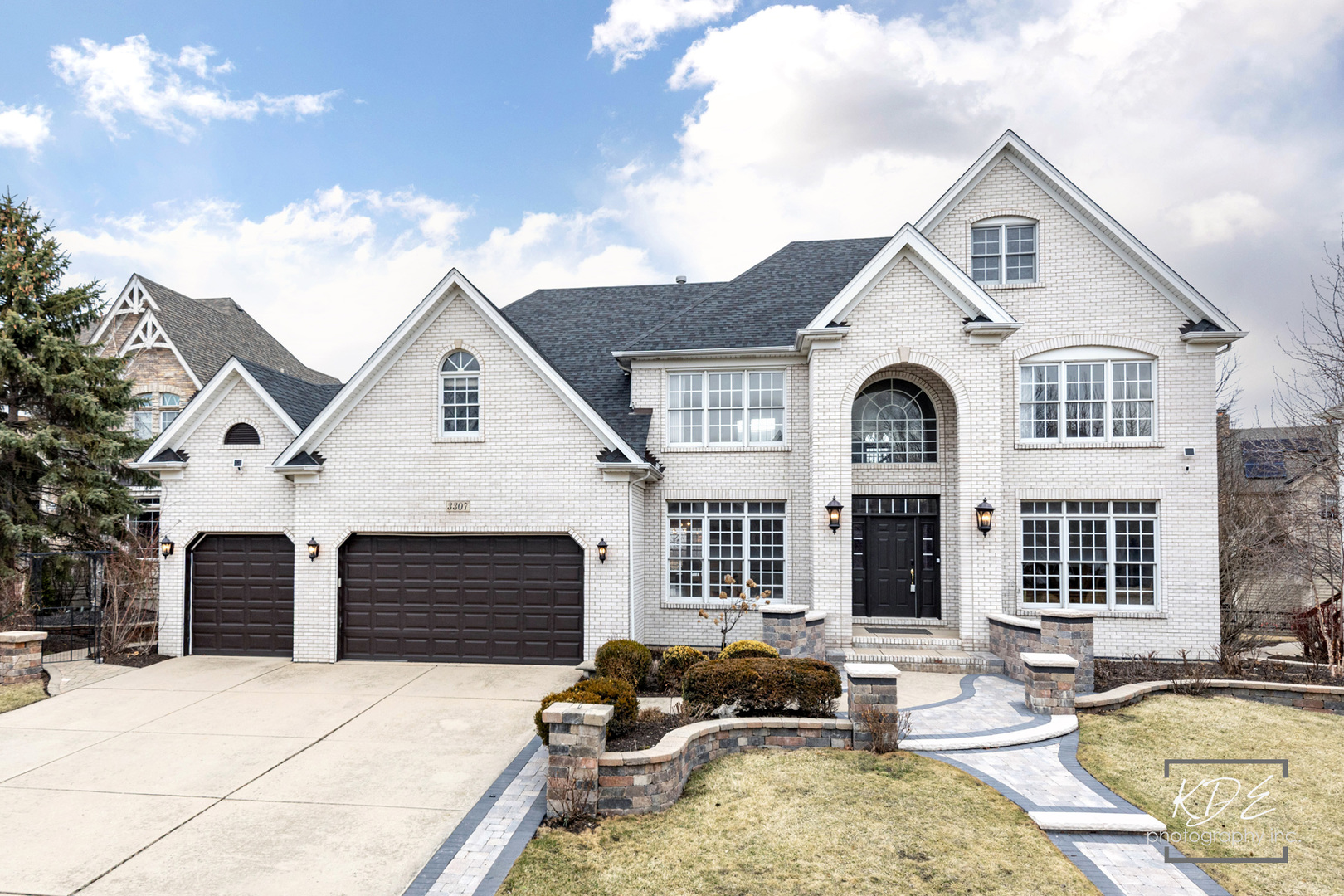 3307 Danlaur Court, Naperville, IL 60564