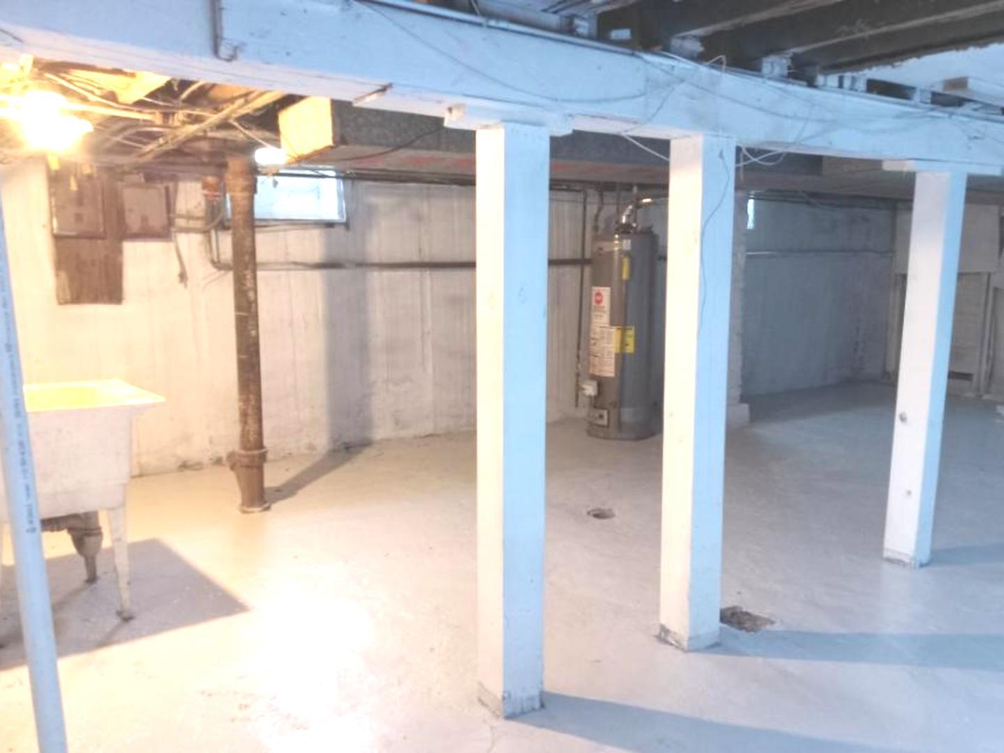 1247 Victoria Avenue, North Chicago, IL 60064