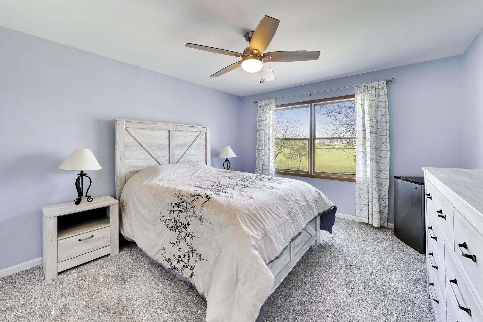 850 Tartans Drive, West Dundee, IL 60118