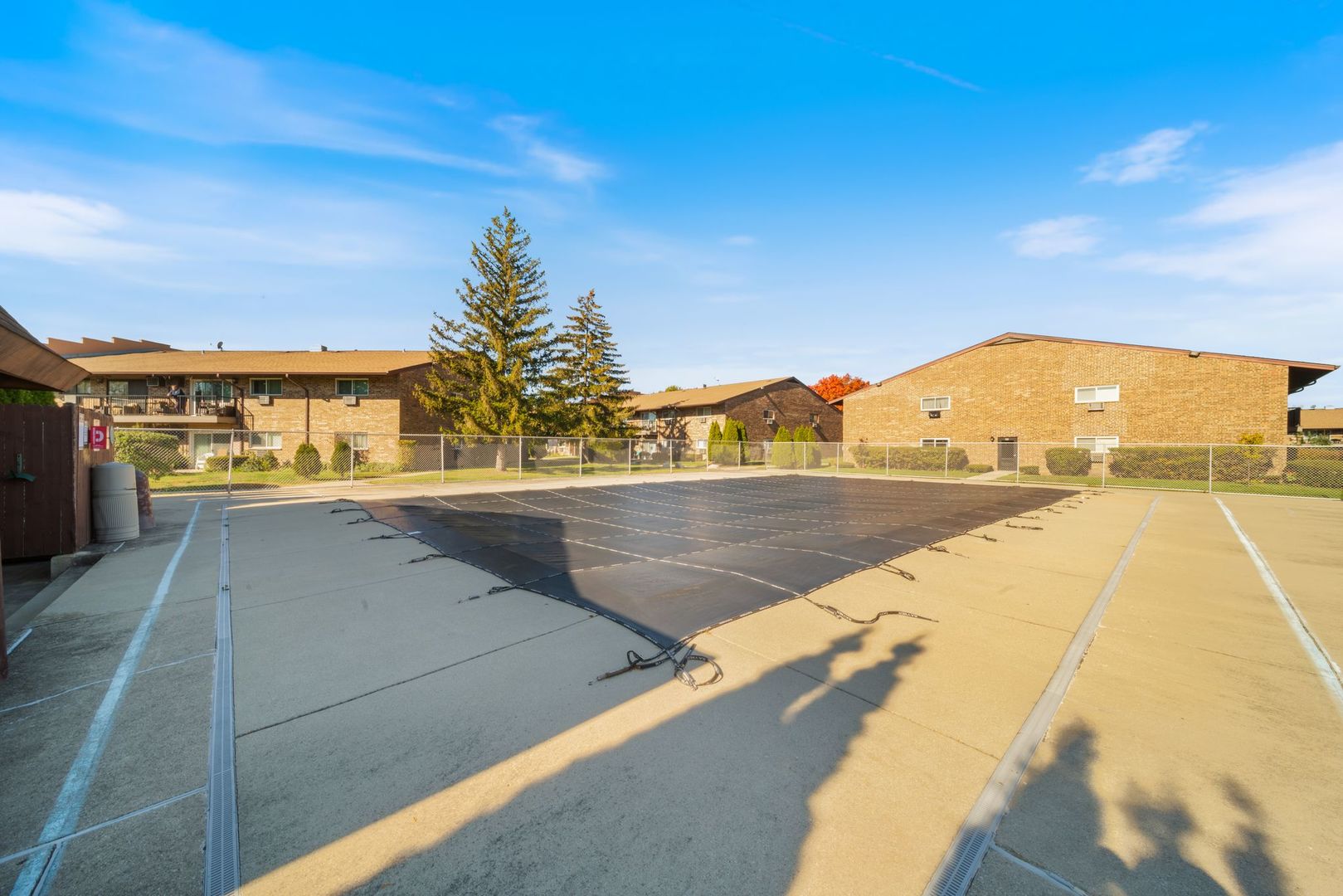 826 E Old Willow Road #103, Prospect Heights, IL 60070