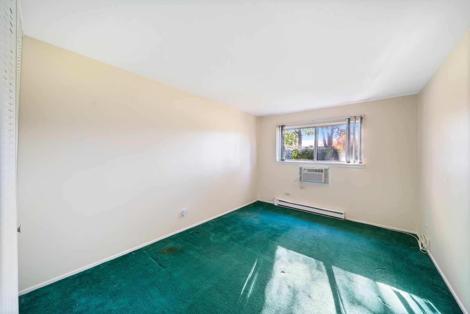 826 E Old Willow Road #103, Prospect Heights, IL 60070