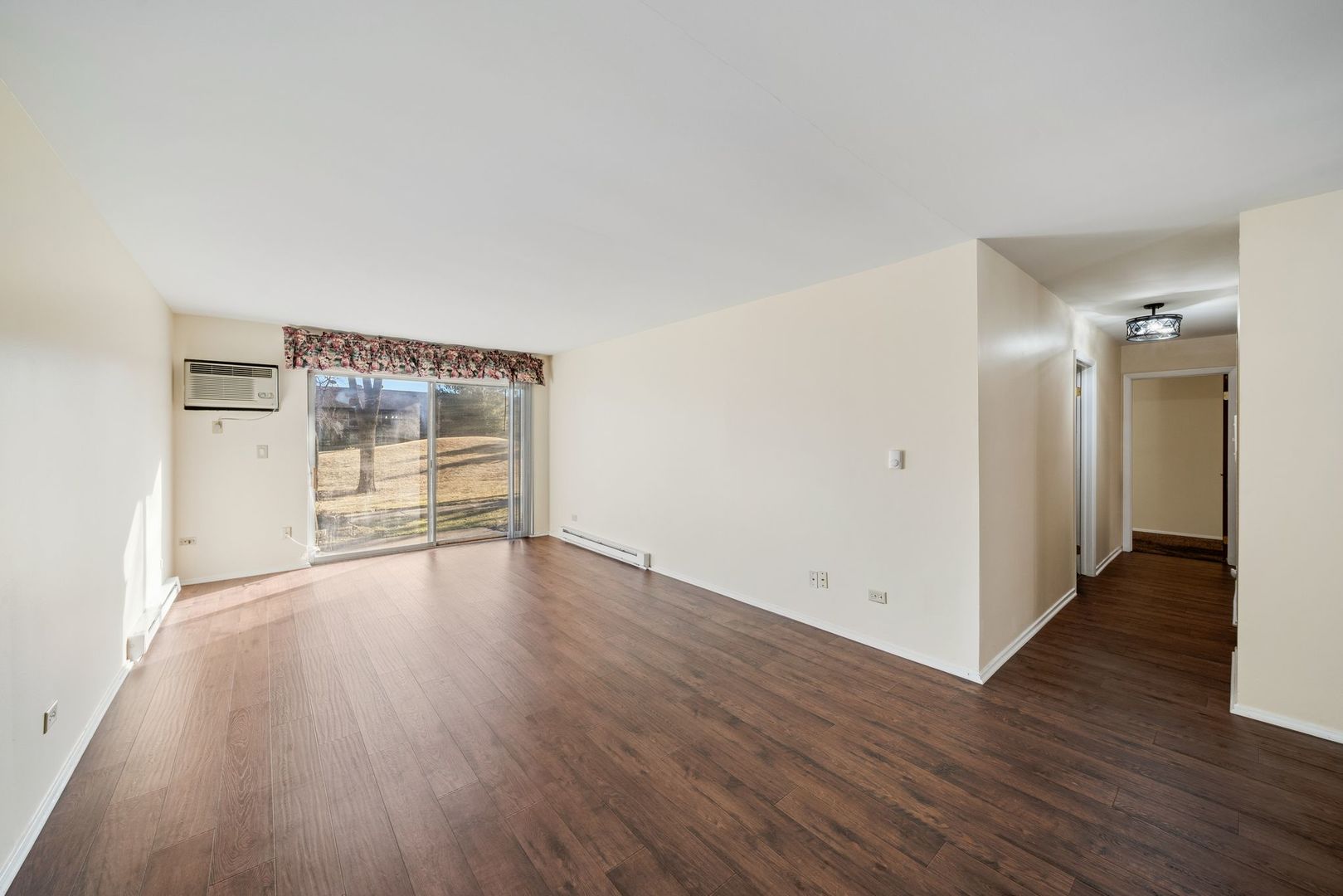 826 E Old Willow Road #103, Prospect Heights, IL 60070