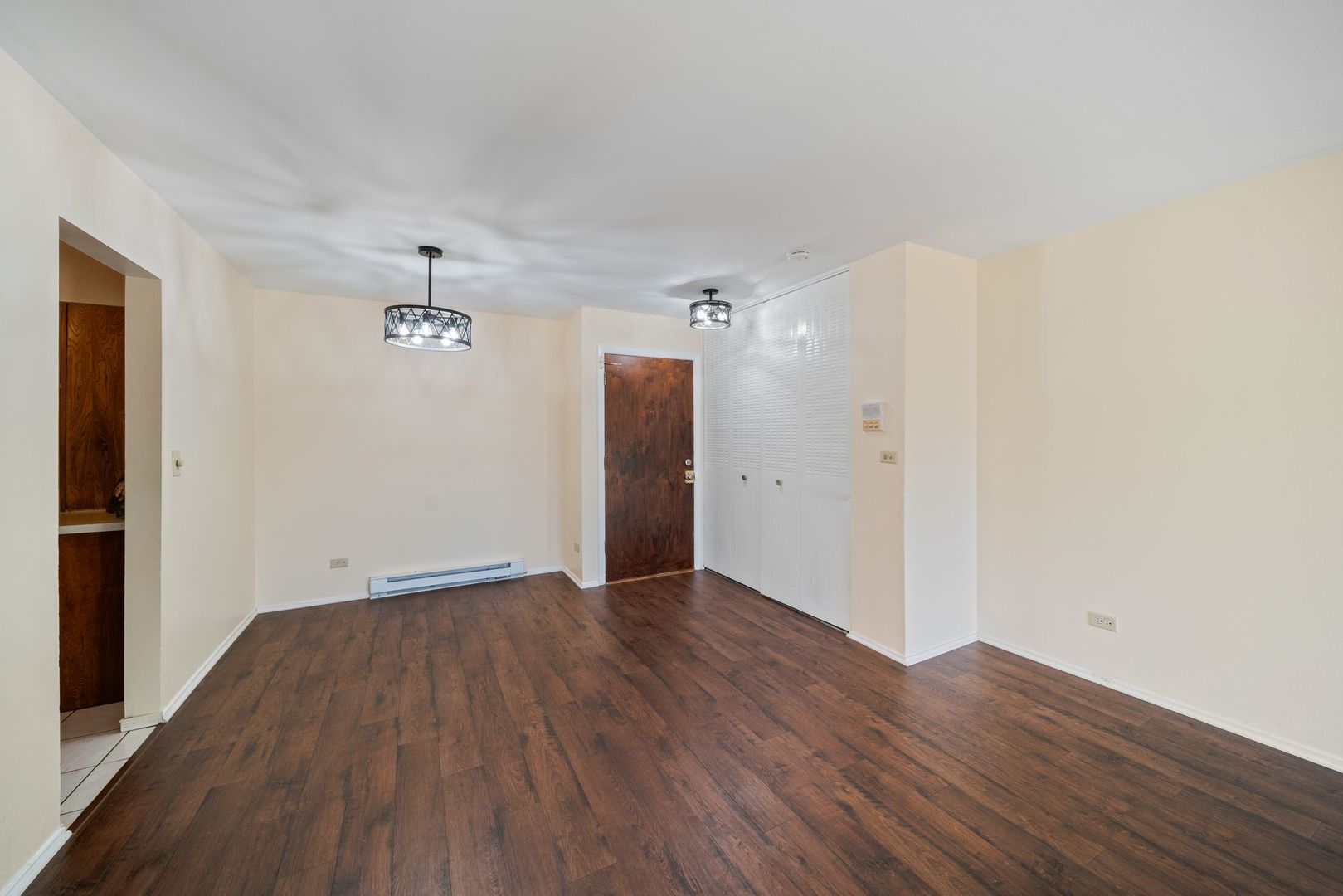 826 E Old Willow Road #103, Prospect Heights, IL 60070