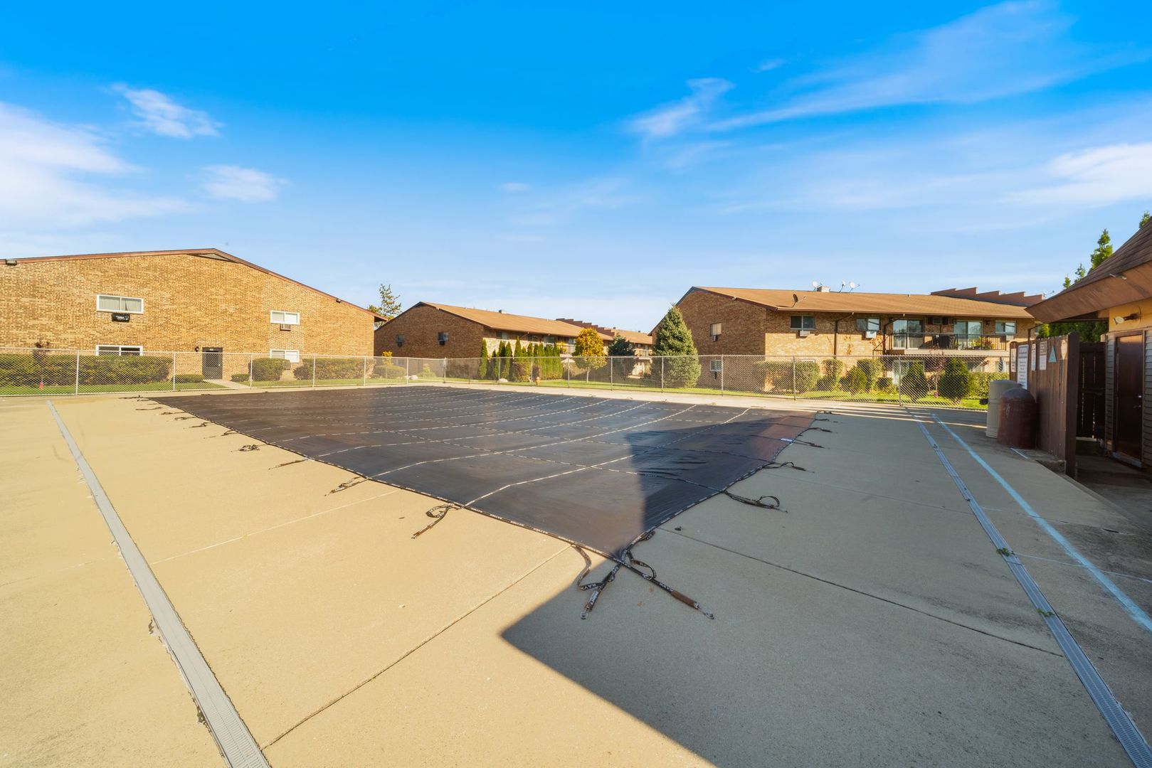 826 E Old Willow Road #103, Prospect Heights, IL 60070