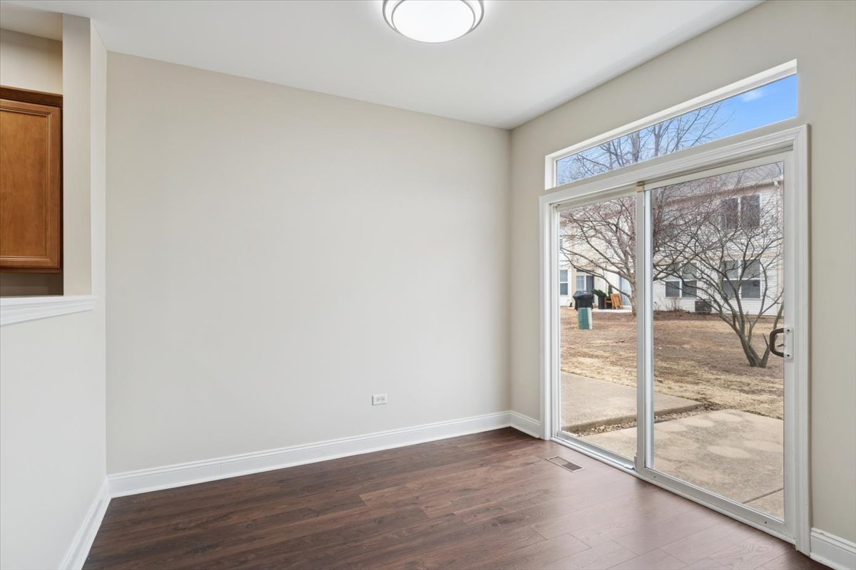 2156 Sunrise Circle, Aurora, IL 60503