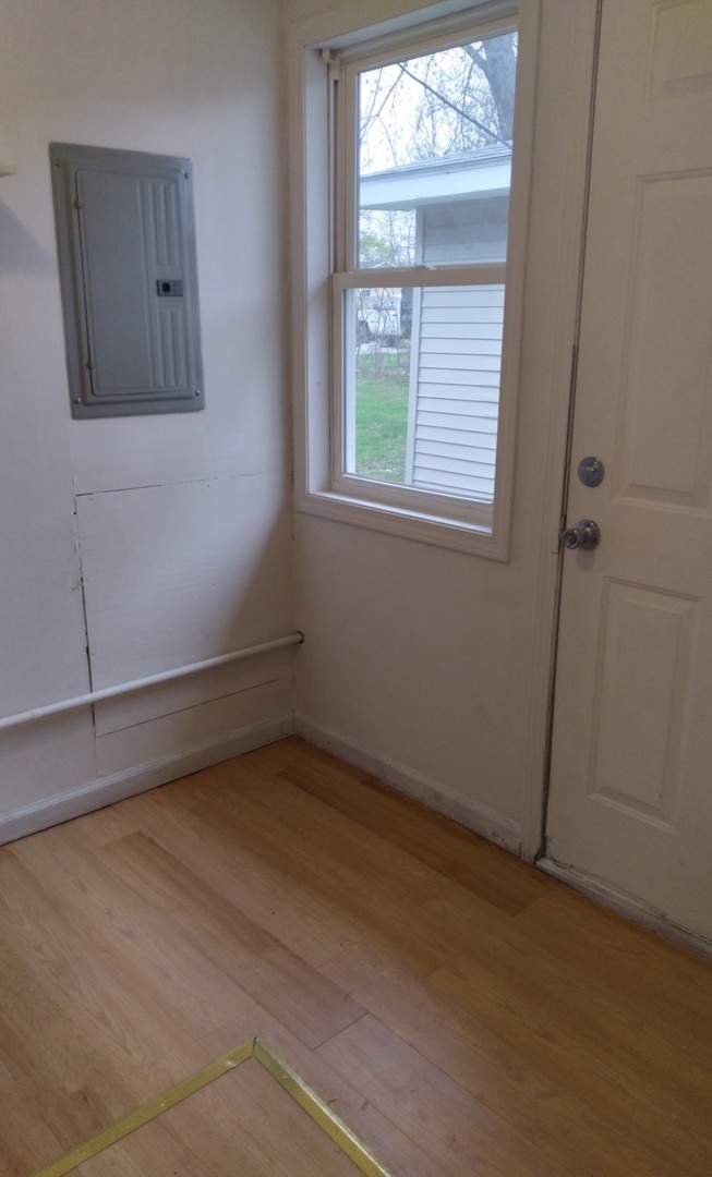 1828-1826 Horeb Avenue, Zion, IL 60099