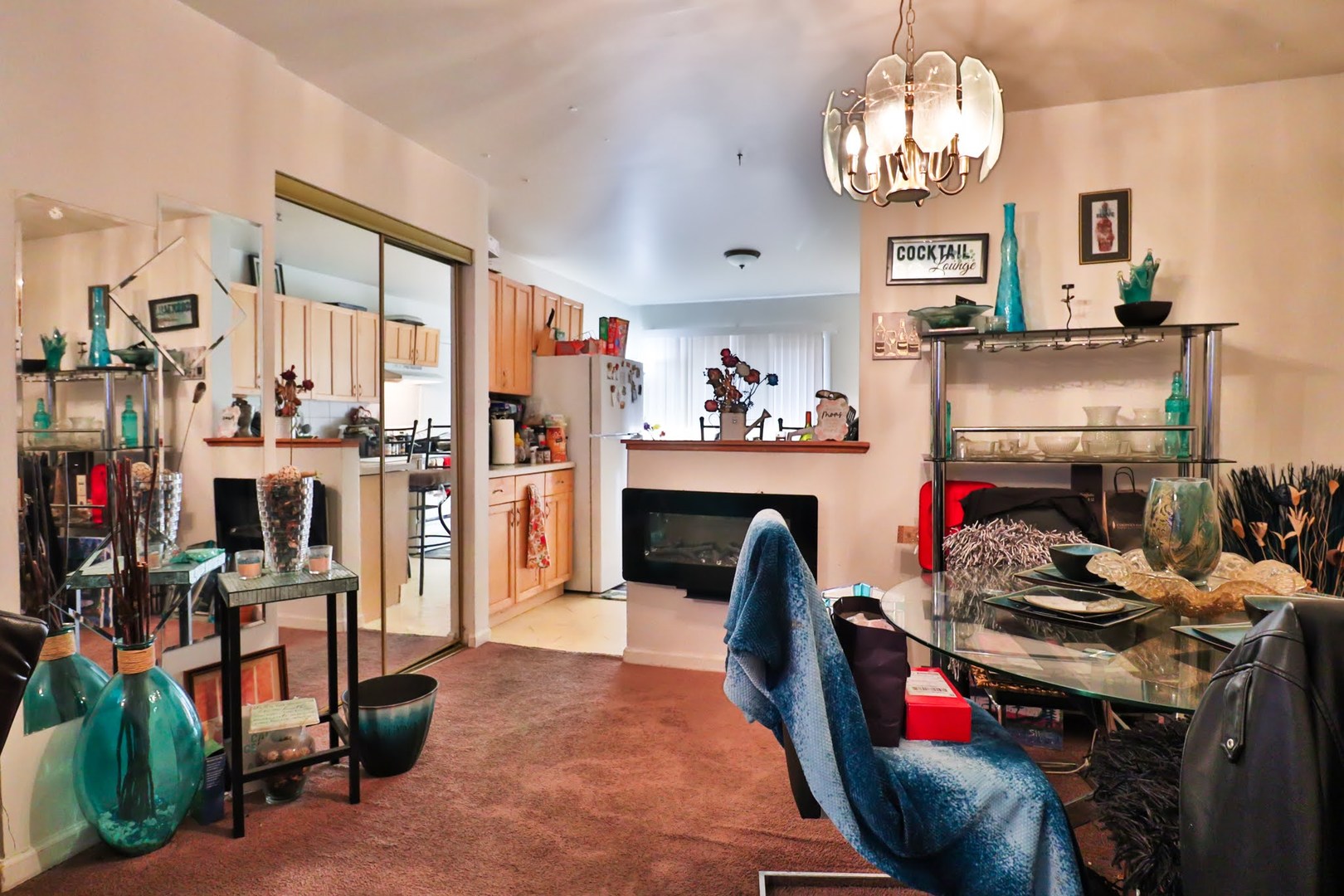 170 DUNTEMAN Drive #301, Glendale Heights, IL 60139