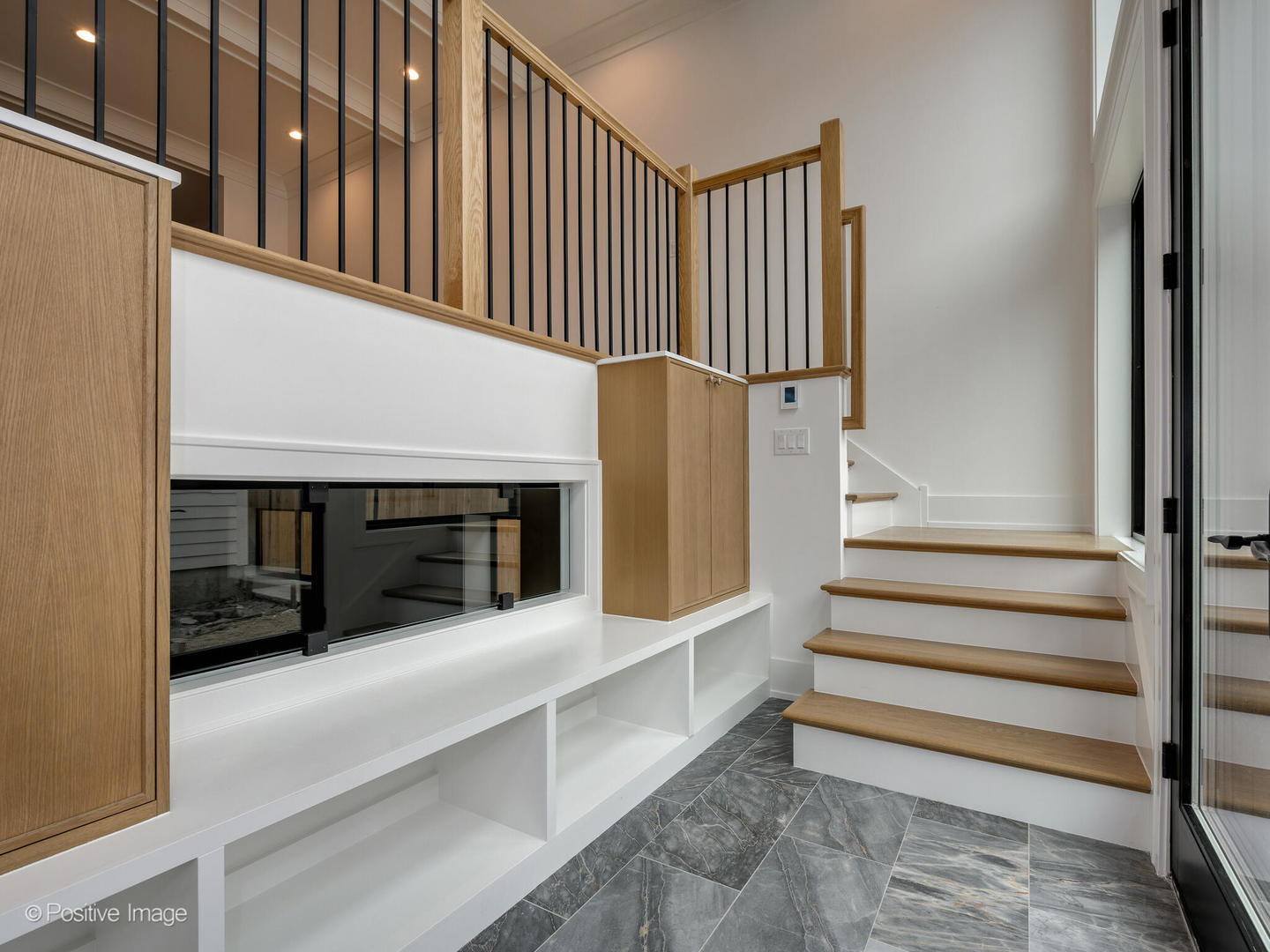 1228 W Wellington Avenue, Chicago, IL 60657