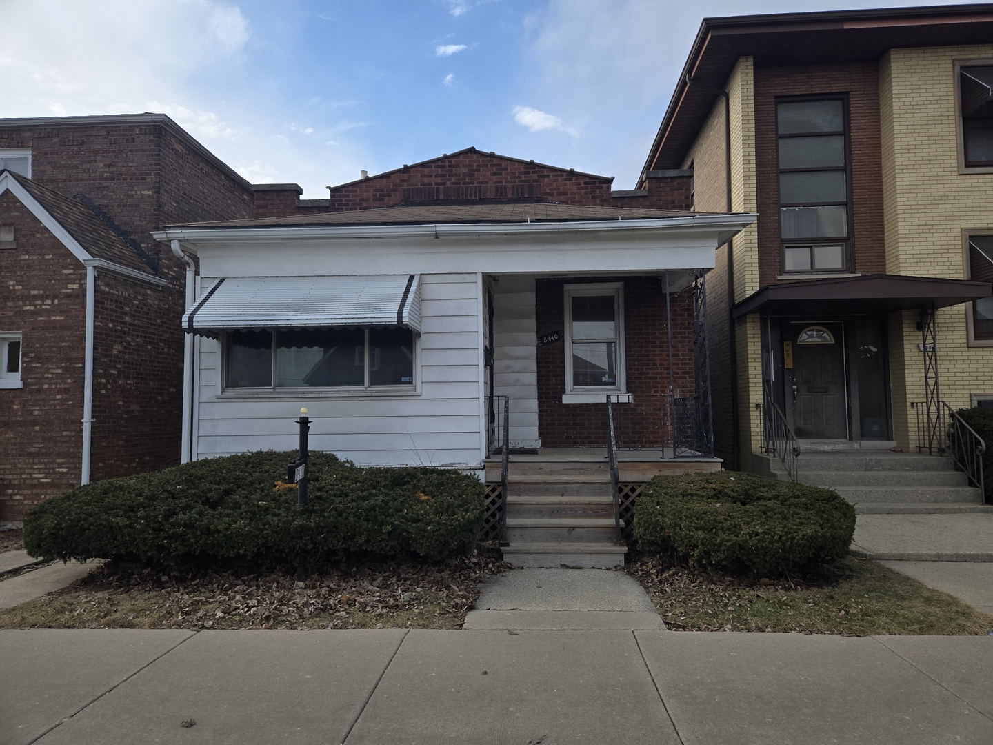 8410 S Marshfield Avenue, Chicago, IL 60620