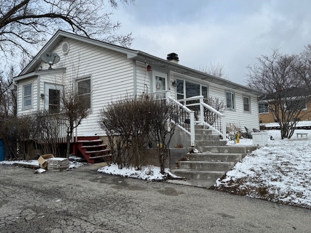 1642 Herbert Street, Downers Grove, IL 60515