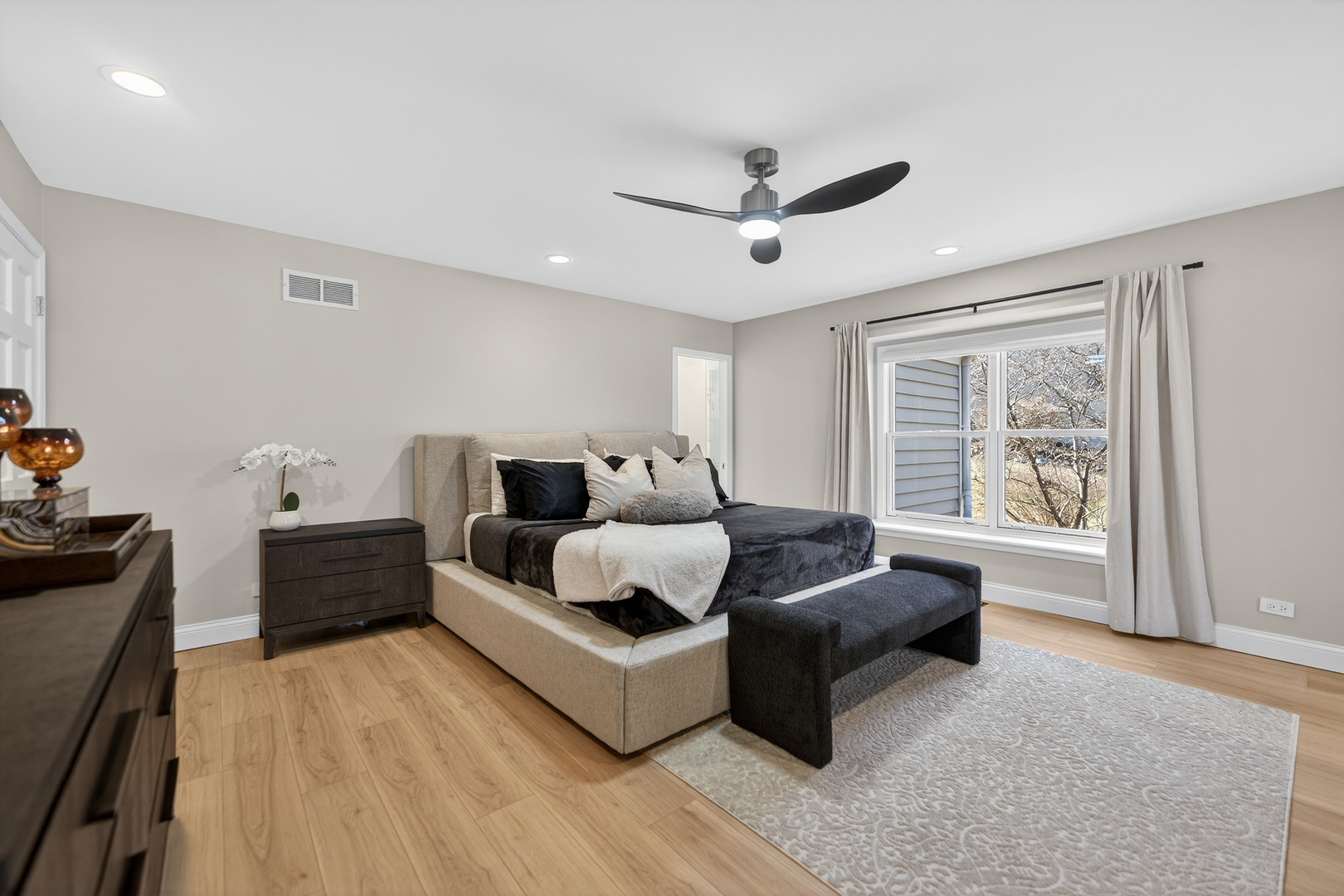 41W716 Hunters Hill Drive, St. Charles, IL 60175