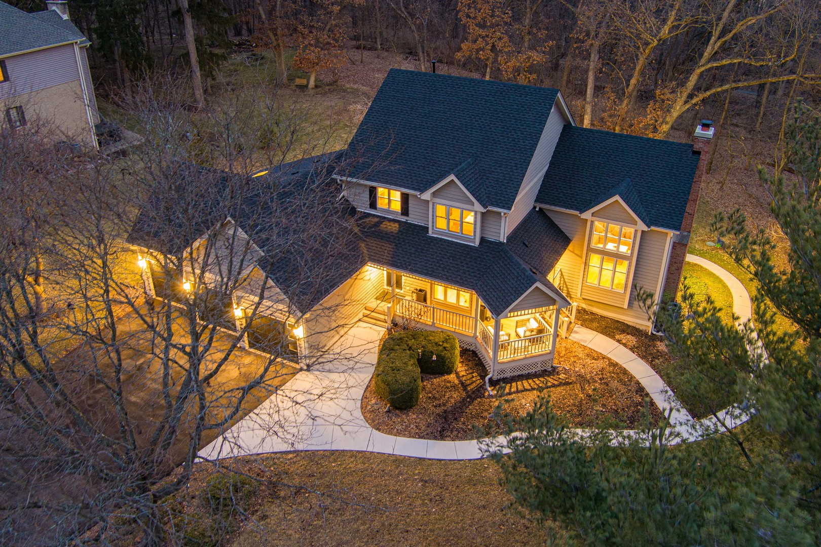 41W716 Hunters Hill Drive, St. Charles, IL 60175