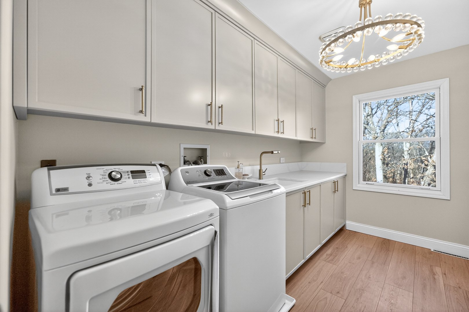 41W716 Hunters Hill Drive, St. Charles, IL 60175