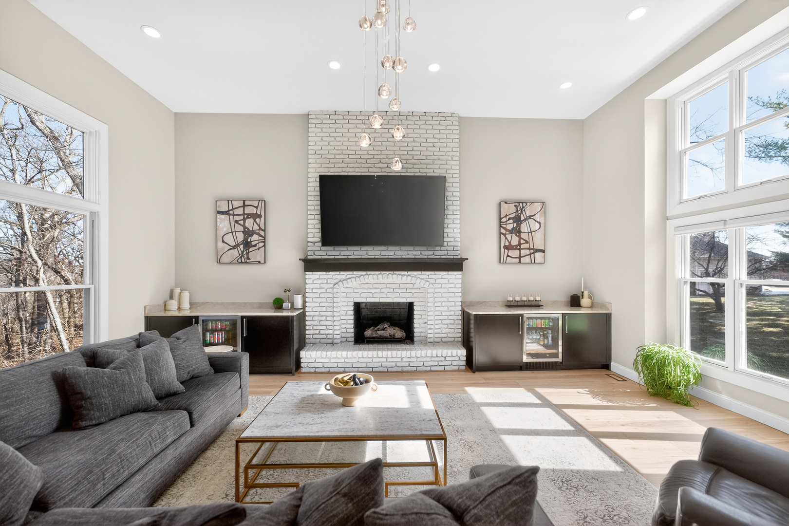 41W716 Hunters Hill Drive, St. Charles, IL 60175