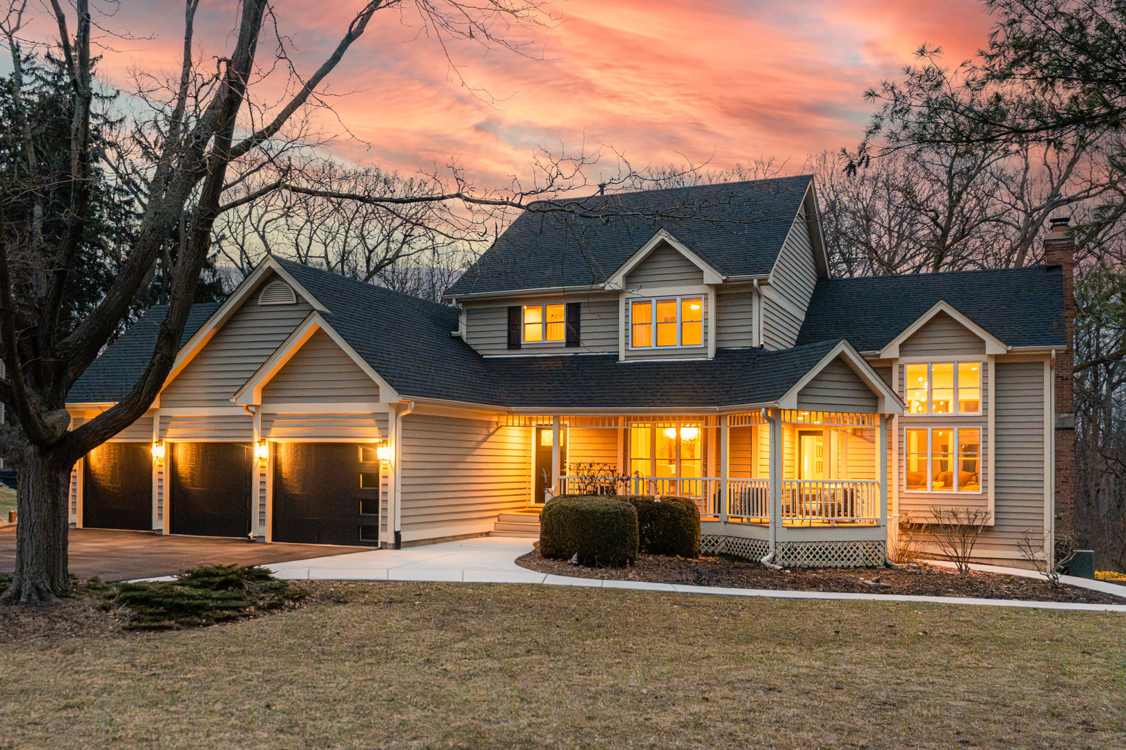 41W716 Hunters Hill Drive, St. Charles, IL 60175